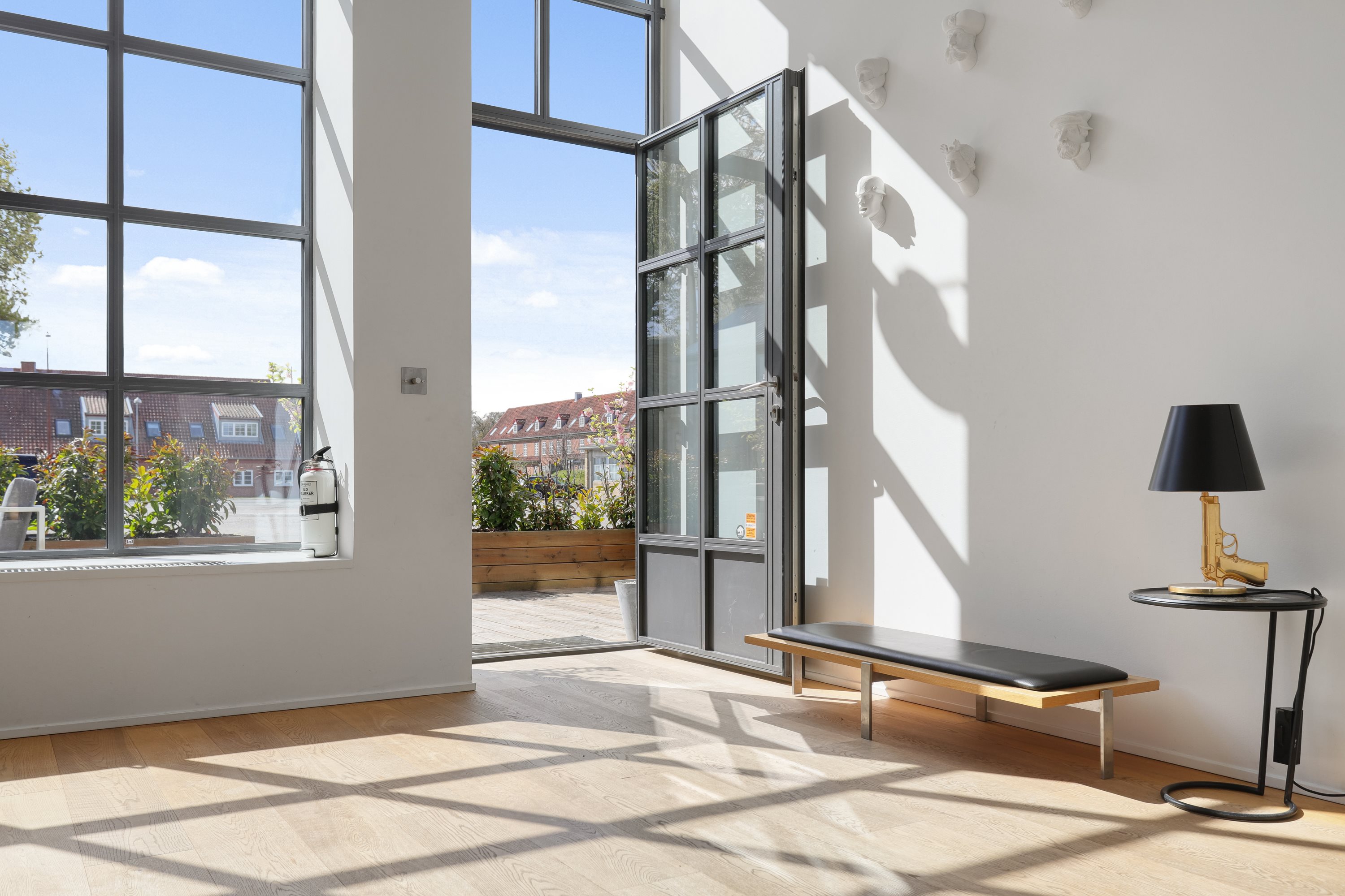 Fremhævet andet billede i fuldskærmstilstand. Billede af Filmbyen 8A, 2650 Hvidovre