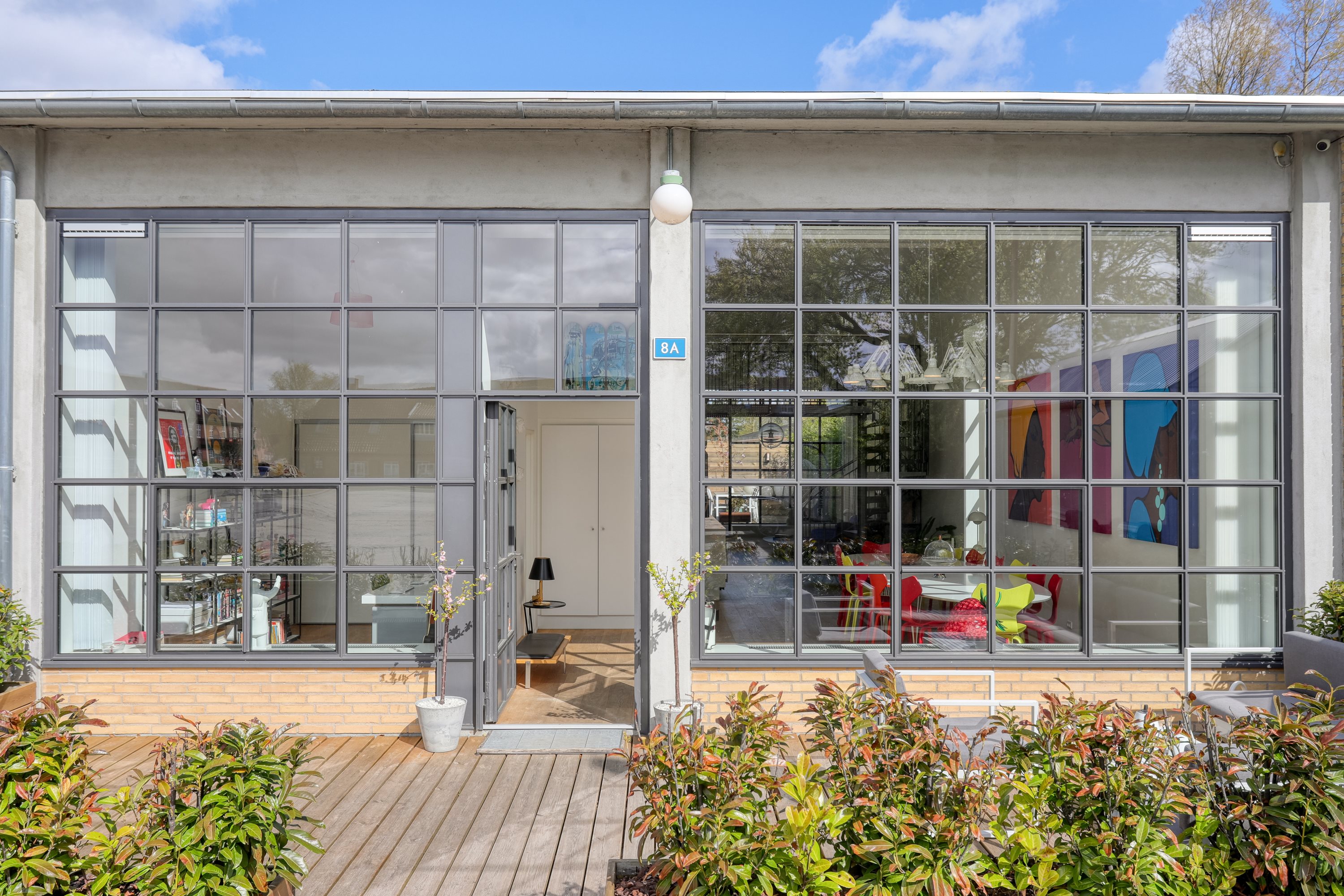 Fremhævet andet billede i fuldskærmstilstand. Billede af Filmbyen 8A, 2650 Hvidovre