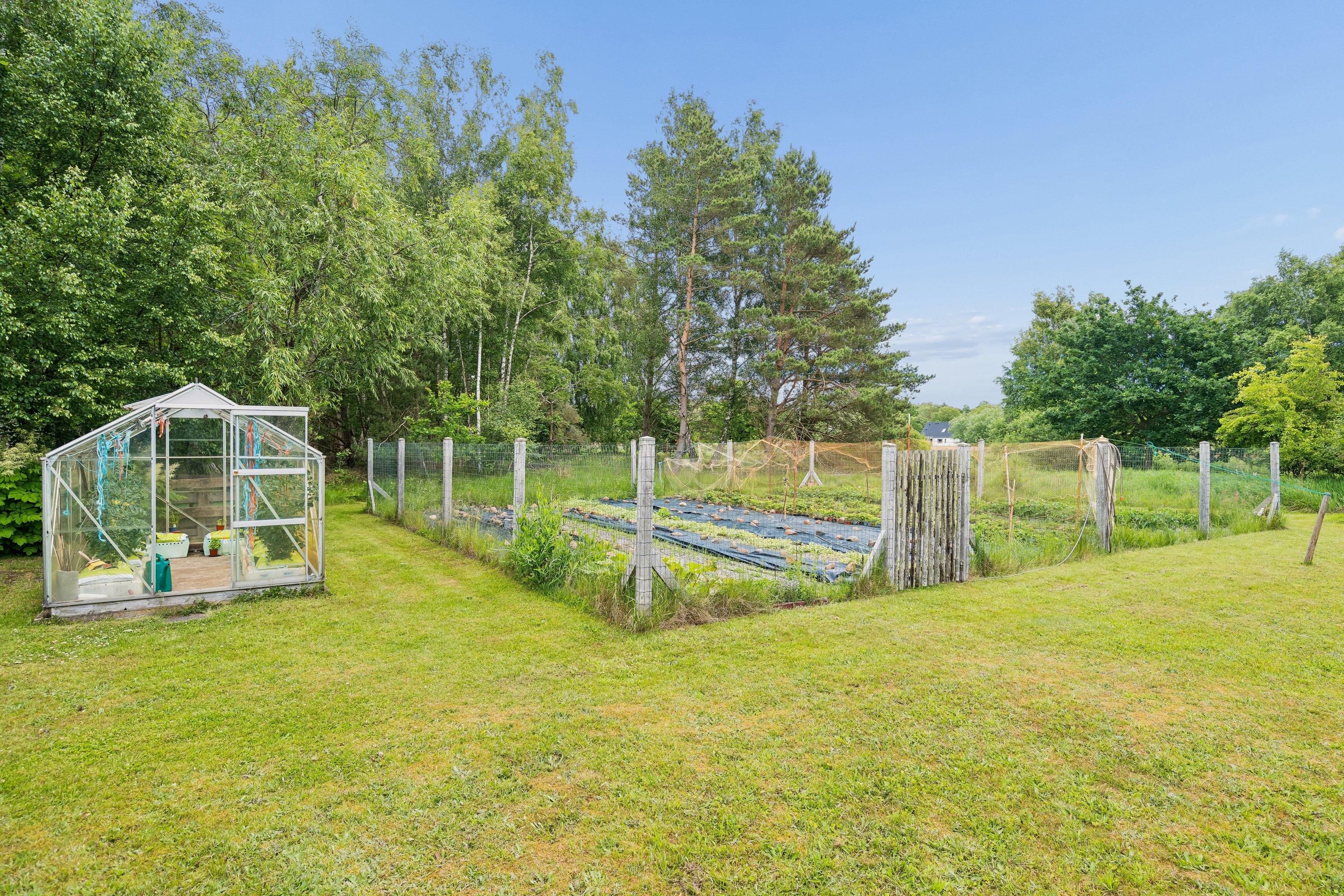Fremhævet have billede i fuldskærmstilstand. Billede af Vibestien 8, Byrum, 9940 Læsø