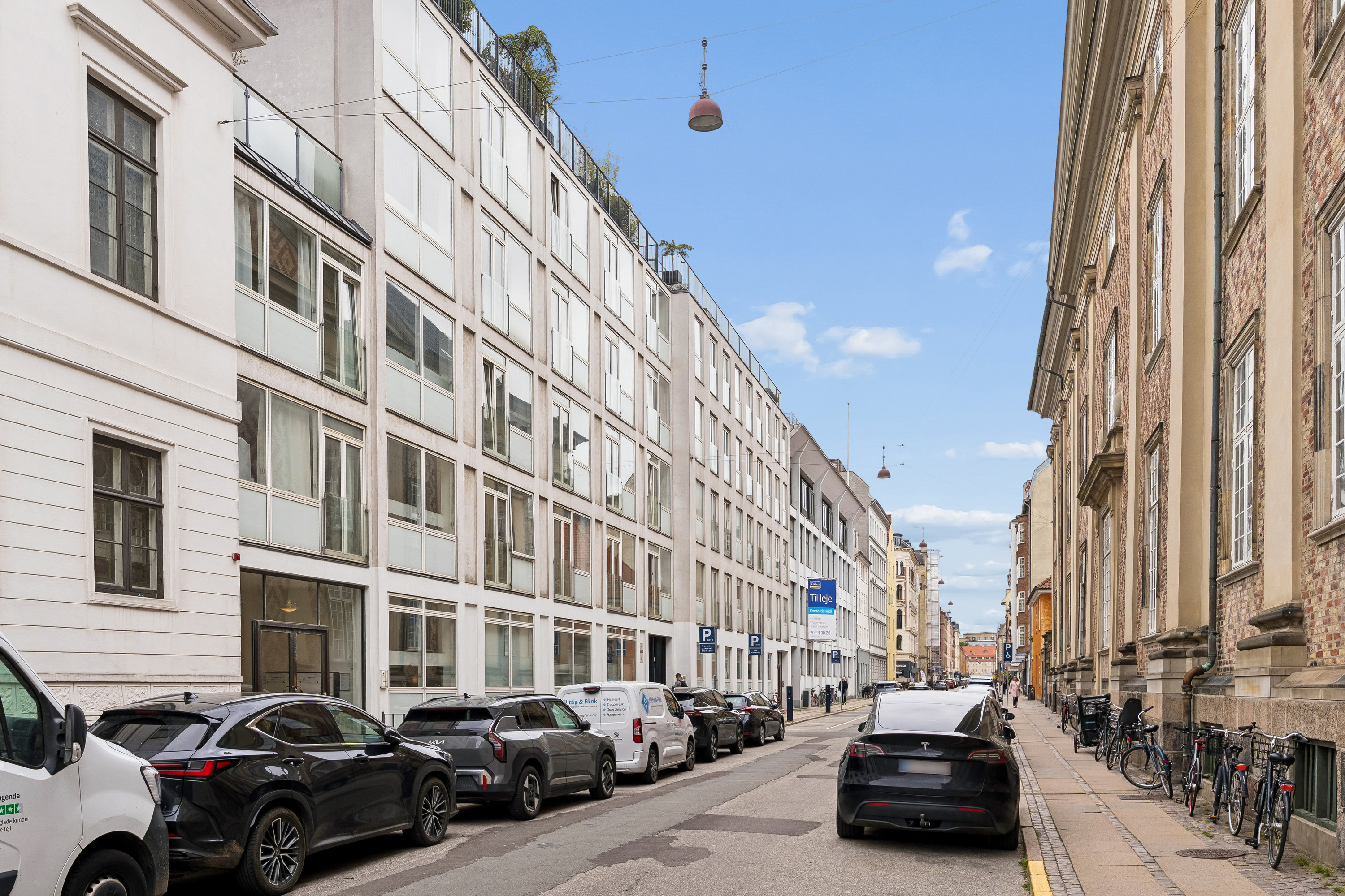 Fremhævet andet billede i fuldskærmstilstand. Billede af Fredericiagade 21, 2. tv., 1310 København K