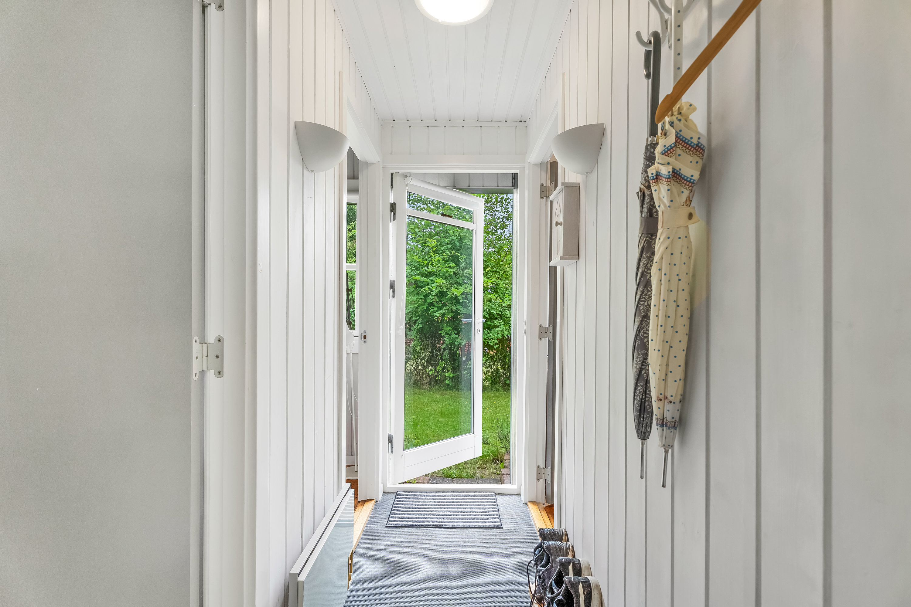 Fremhævet entré billede i fuldskærmstilstand. Billede af Fjordstræde 7, Hummingen, 4983 Dannemare