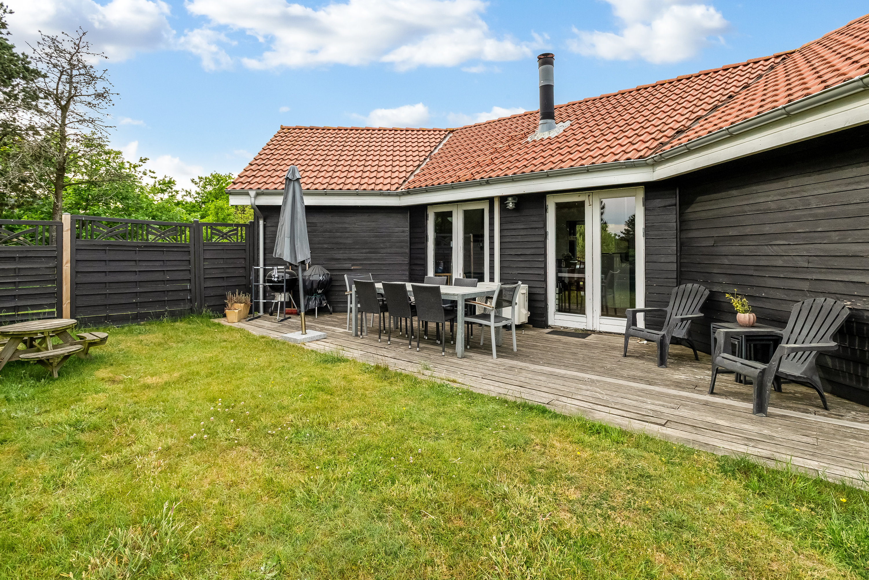 Miniaturebillede 1: terrasse. Billede af Syrenvej 85, Stauning, 6900 Skjern