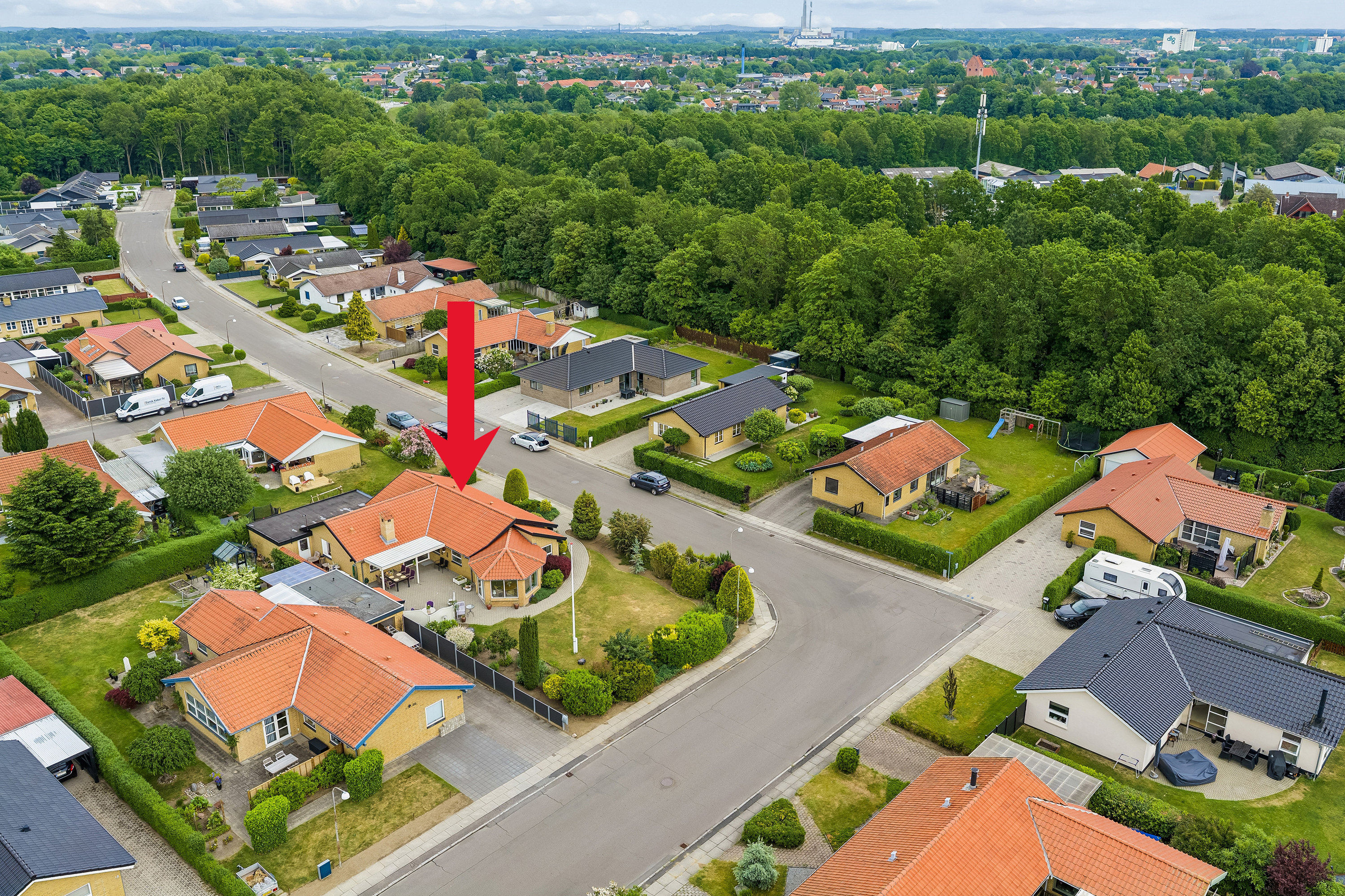 Fremhævet luftfoto billede i fuldskærmstilstand. Billede af Bekkasinvej 2, Snestrup, 5210 Odense NV