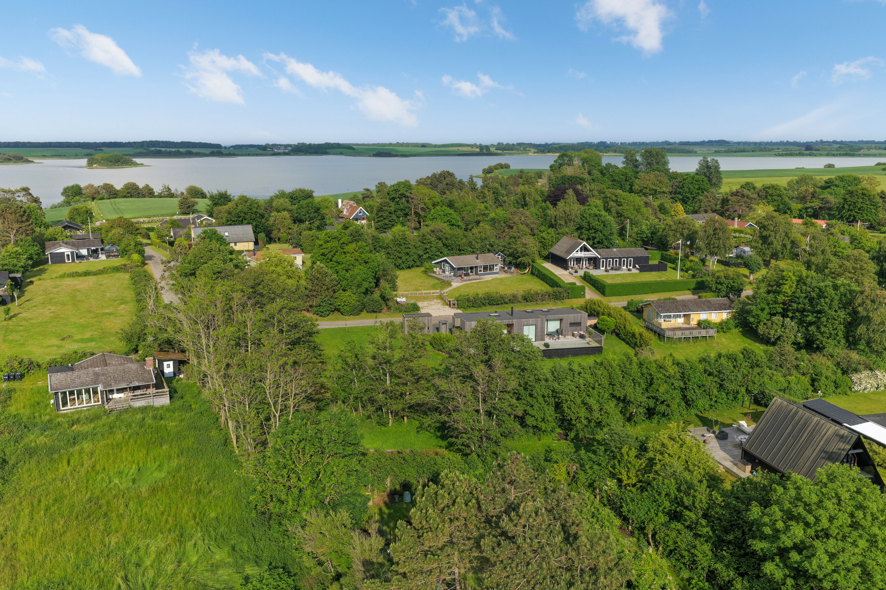 Fremhævet luftfoto billede i fuldskærmstilstand. Billede af Hjertegræsset 17, Langø, 5390 Martofte
