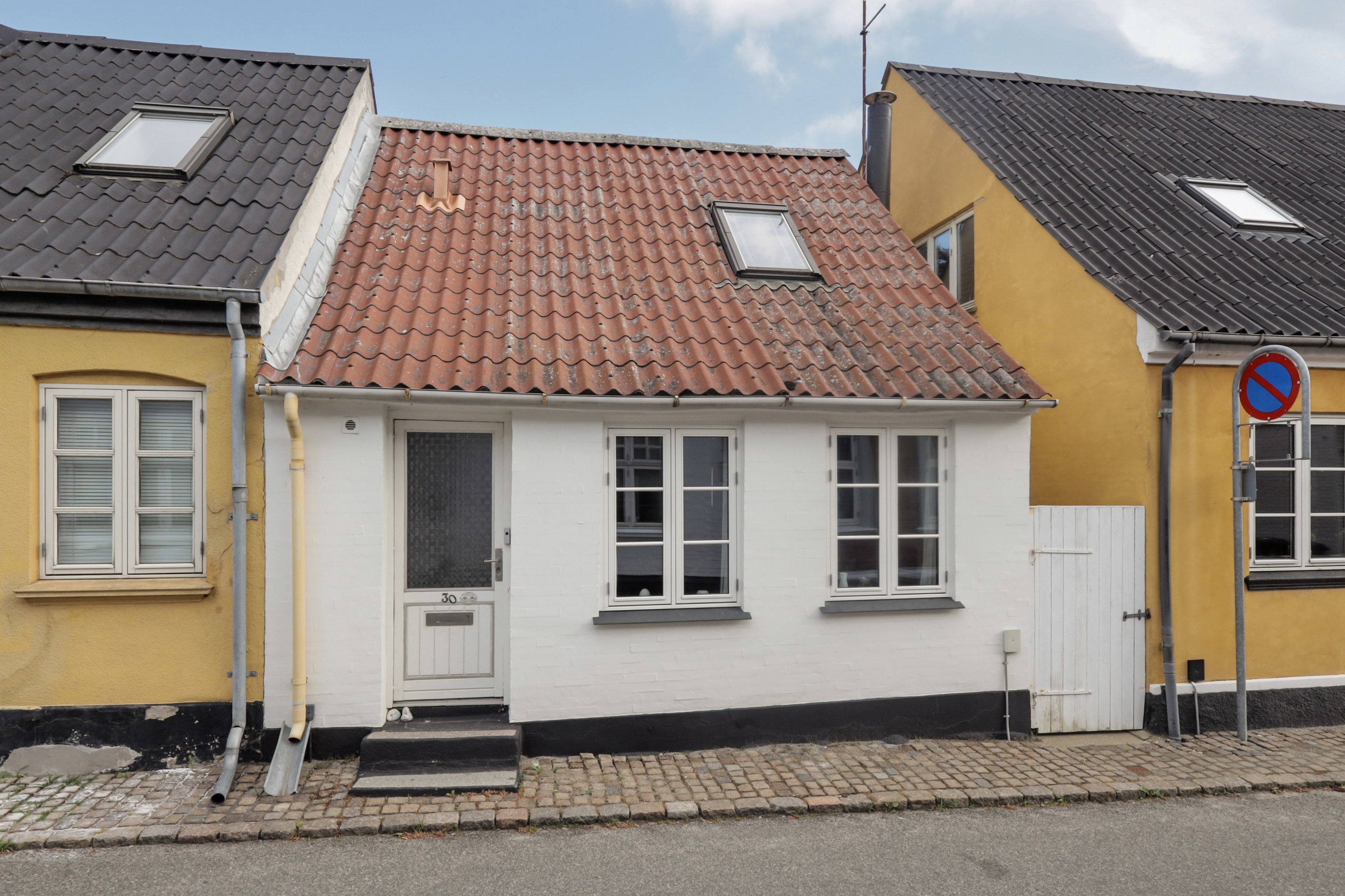 Fremhævet ejendommen billede i fuldskærmstilstand. Billede af Strandstræde 30, 5960 Marstal