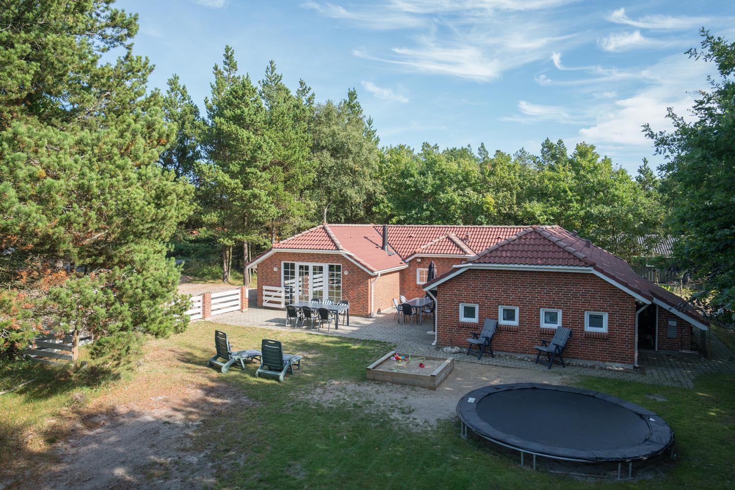 Fritidshus på Kærvej 2, Henneby, 6854 Henne