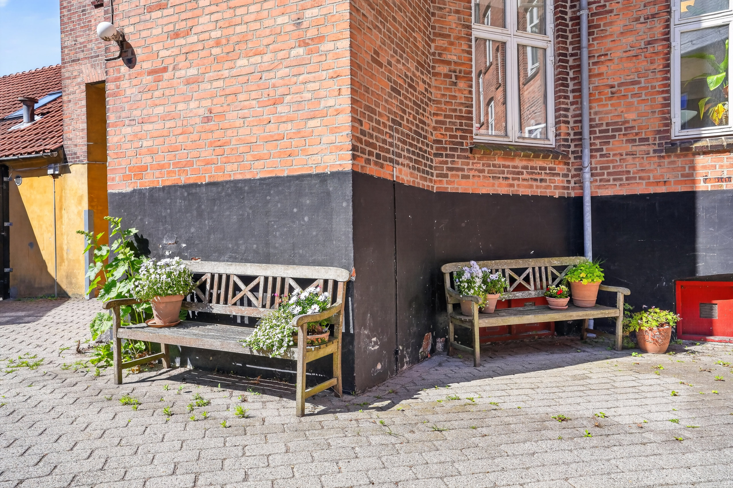 Fremhævet gårdmiljø billede i fuldskærmstilstand. Billede af Gyldenstræde 5, st.., 3000 Helsingør