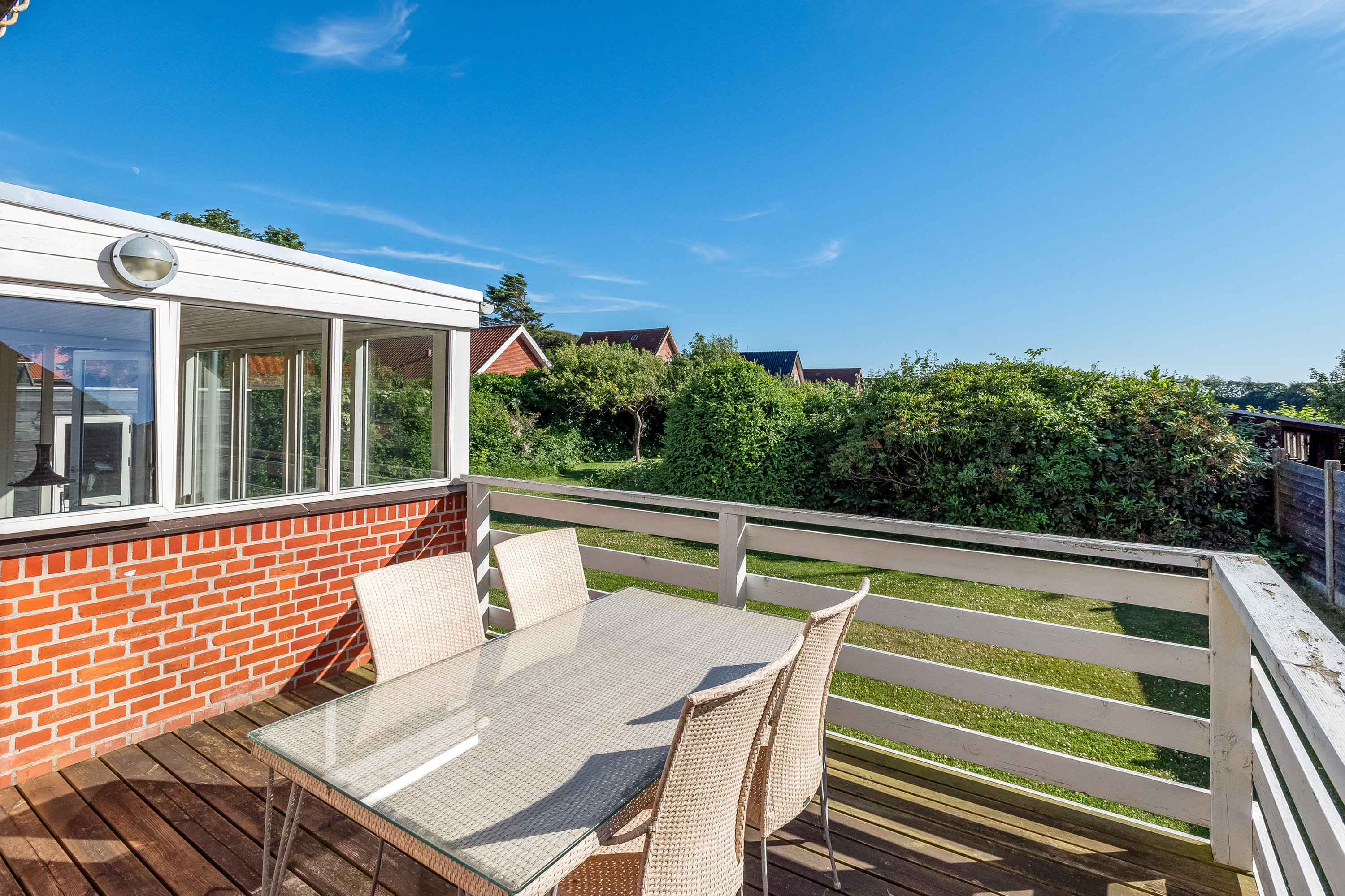 Fremhævet terrasse billede i fuldskærmstilstand. Billede af Kongevejen 58, 6950 Ringkøbing