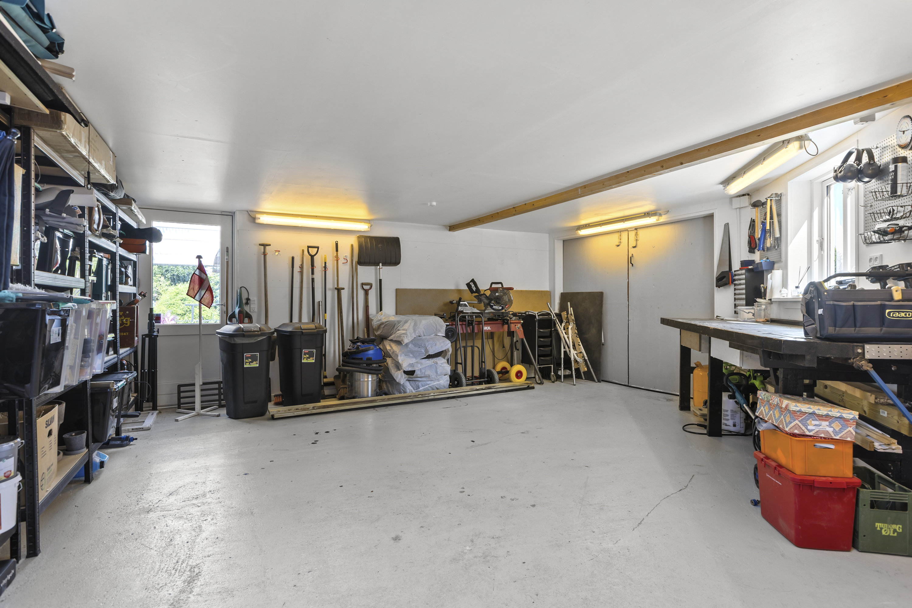 Fremhævet garage billede i fuldskærmstilstand. Billede af Fabrikvej 7, 4470 Svebølle