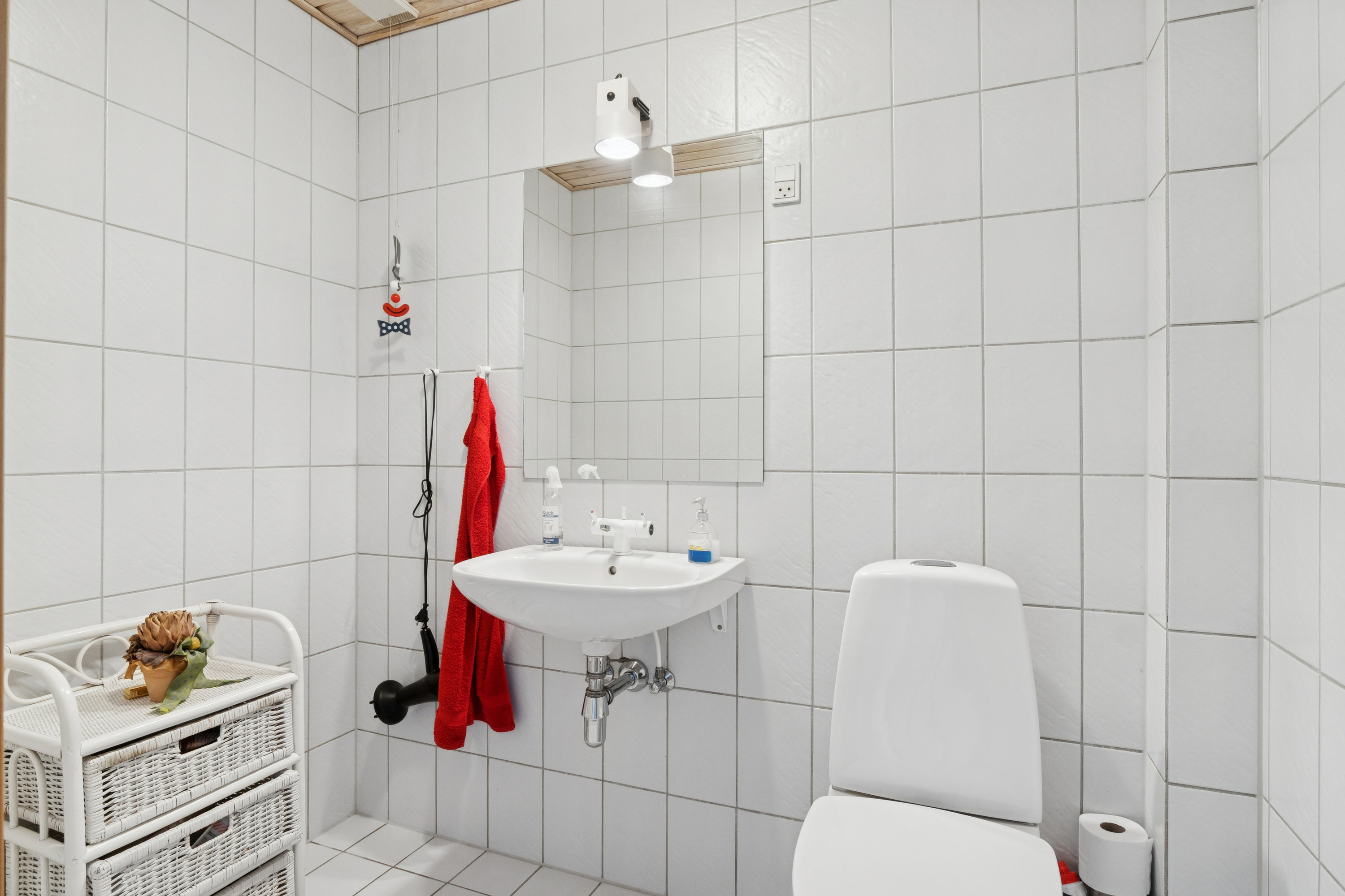Fremhævet toilet billede i fuldskærmstilstand. Billede af Limen 12, Erritsø, 7000 Fredericia