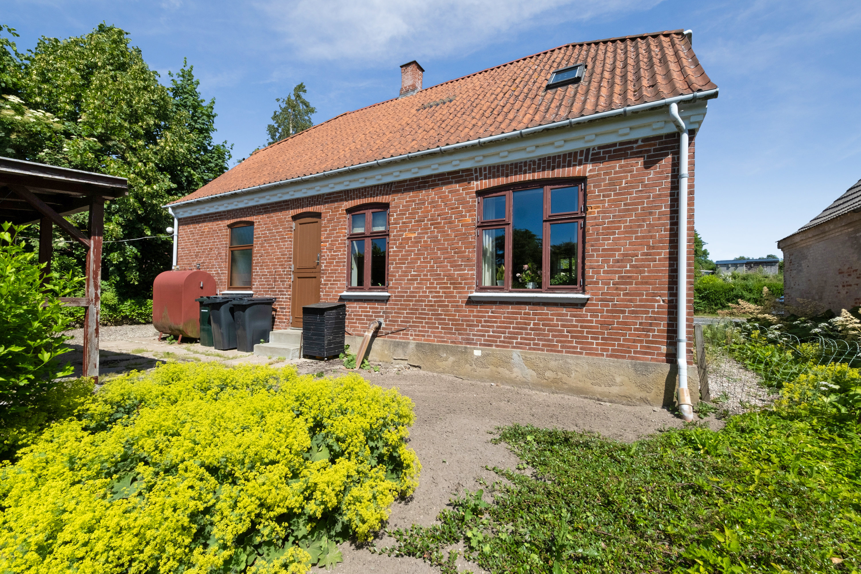Fremhævet have billede i fuldskærmstilstand. Billede af Landevejen 40, Jordløse, 5683 Haarby