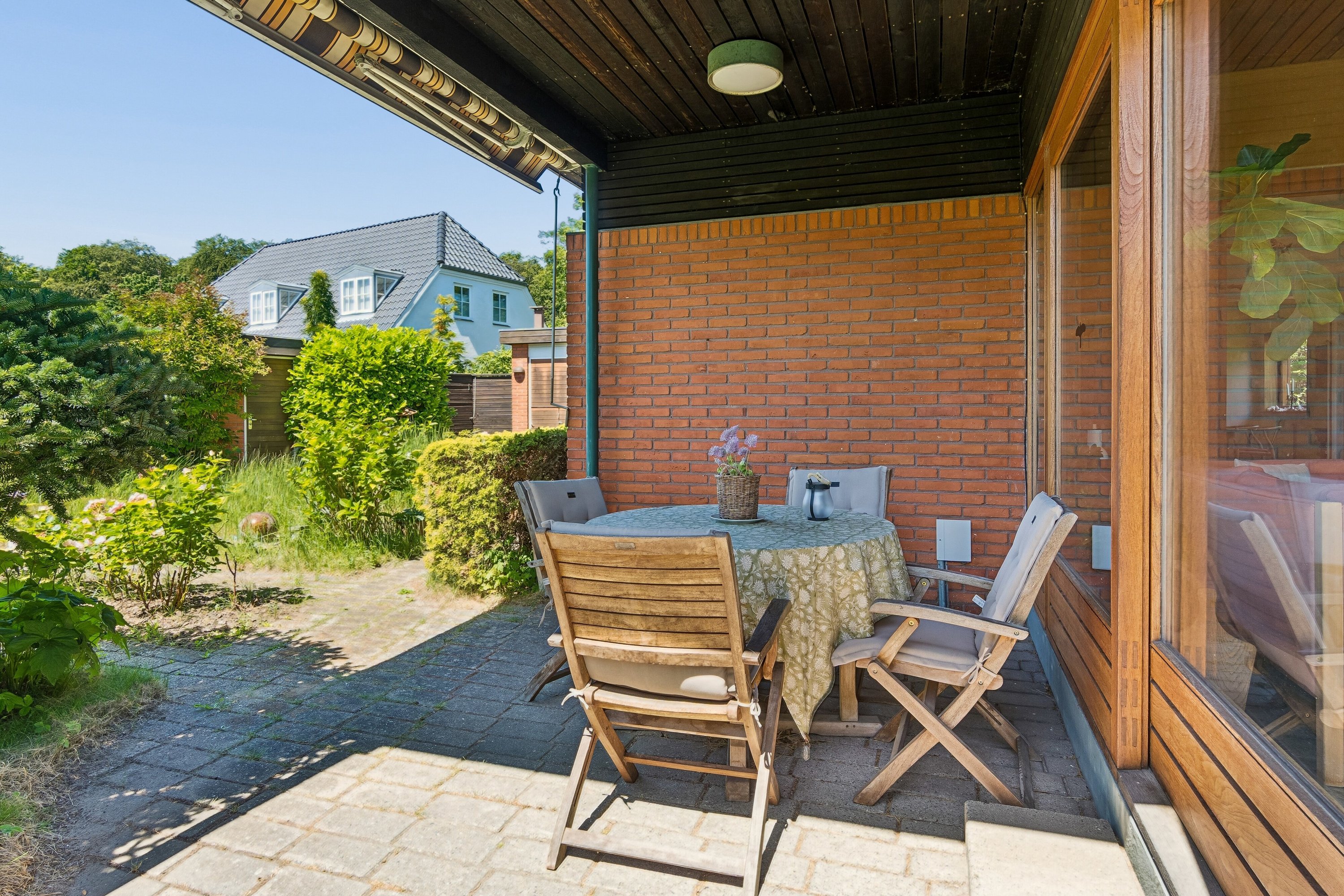 Fremhævet overdækket terrasse billede i fuldskærmstilstand. Billede af Hestefolden 10, Søllerød, 2840 Holte