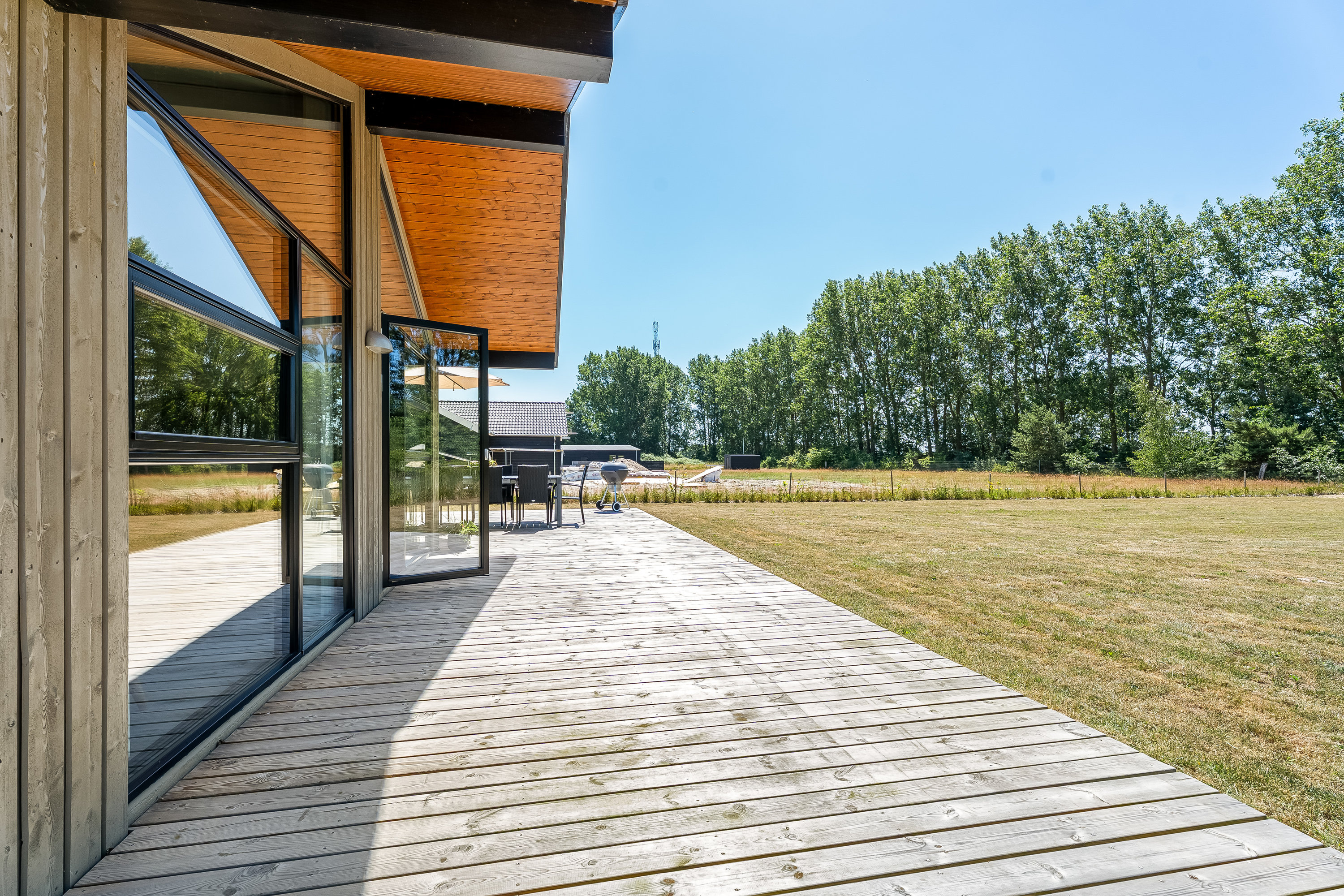 Fremhævet terrasse billede i fuldskærmstilstand. Billede af Bientjevej 18, 4873 Væggerløse