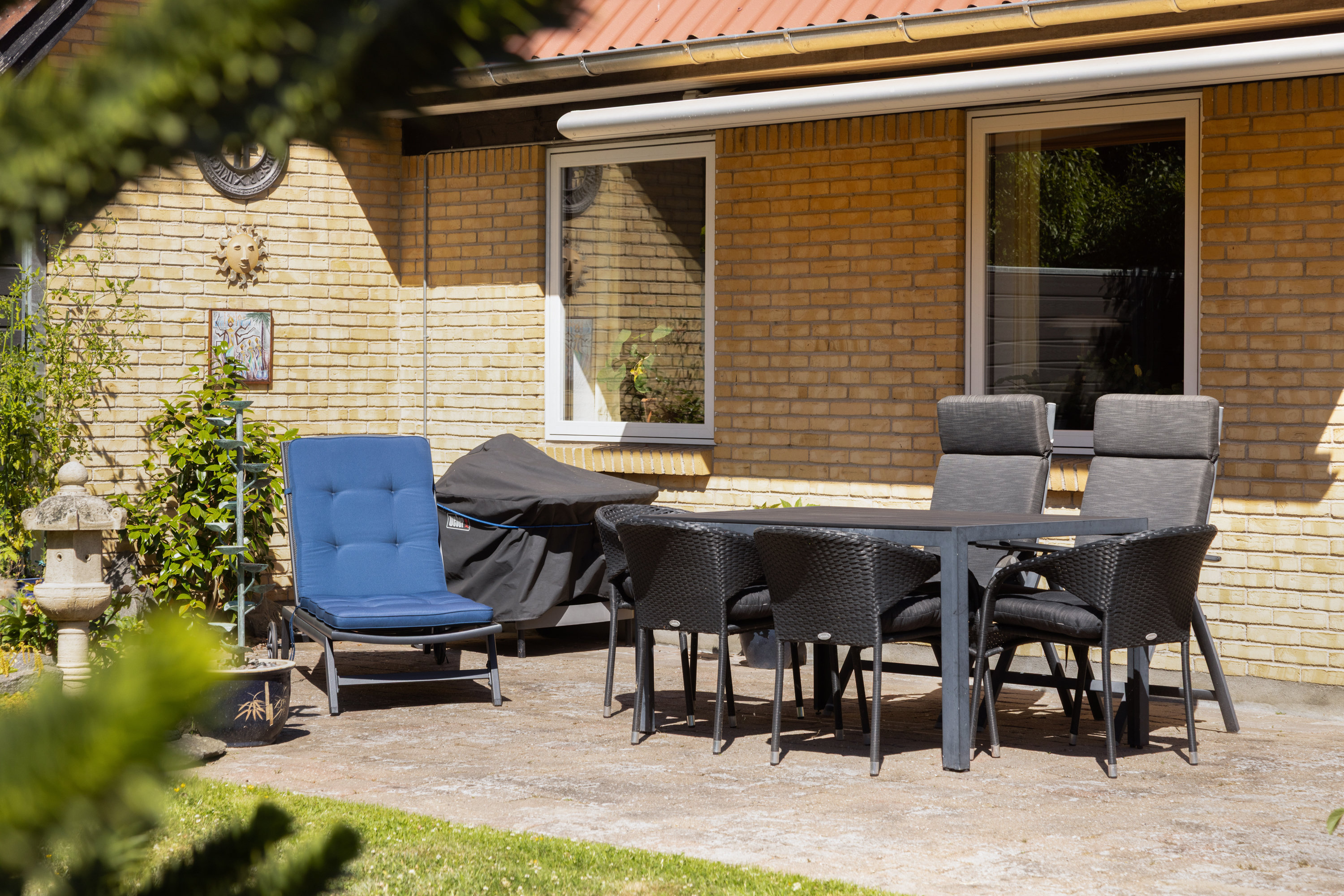 Fremhævet terrasse billede i fuldskærmstilstand. Billede af Møllemosen 12, 2760 Måløv