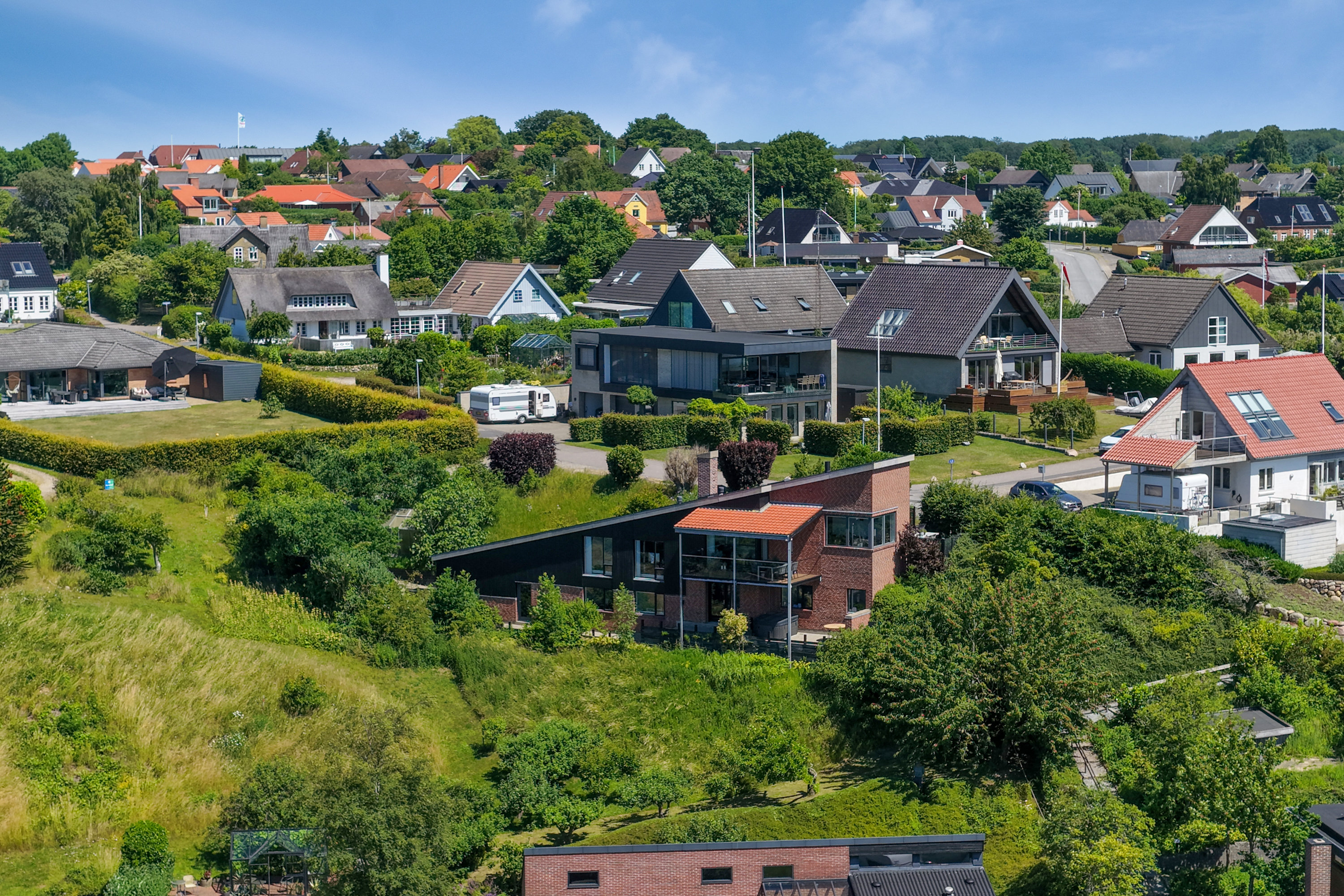 Fremhævet luftfoto billede i fuldskærmstilstand. Billede af Skærbæk Møllevej 8, Skærbæk, 7000 Fredericia