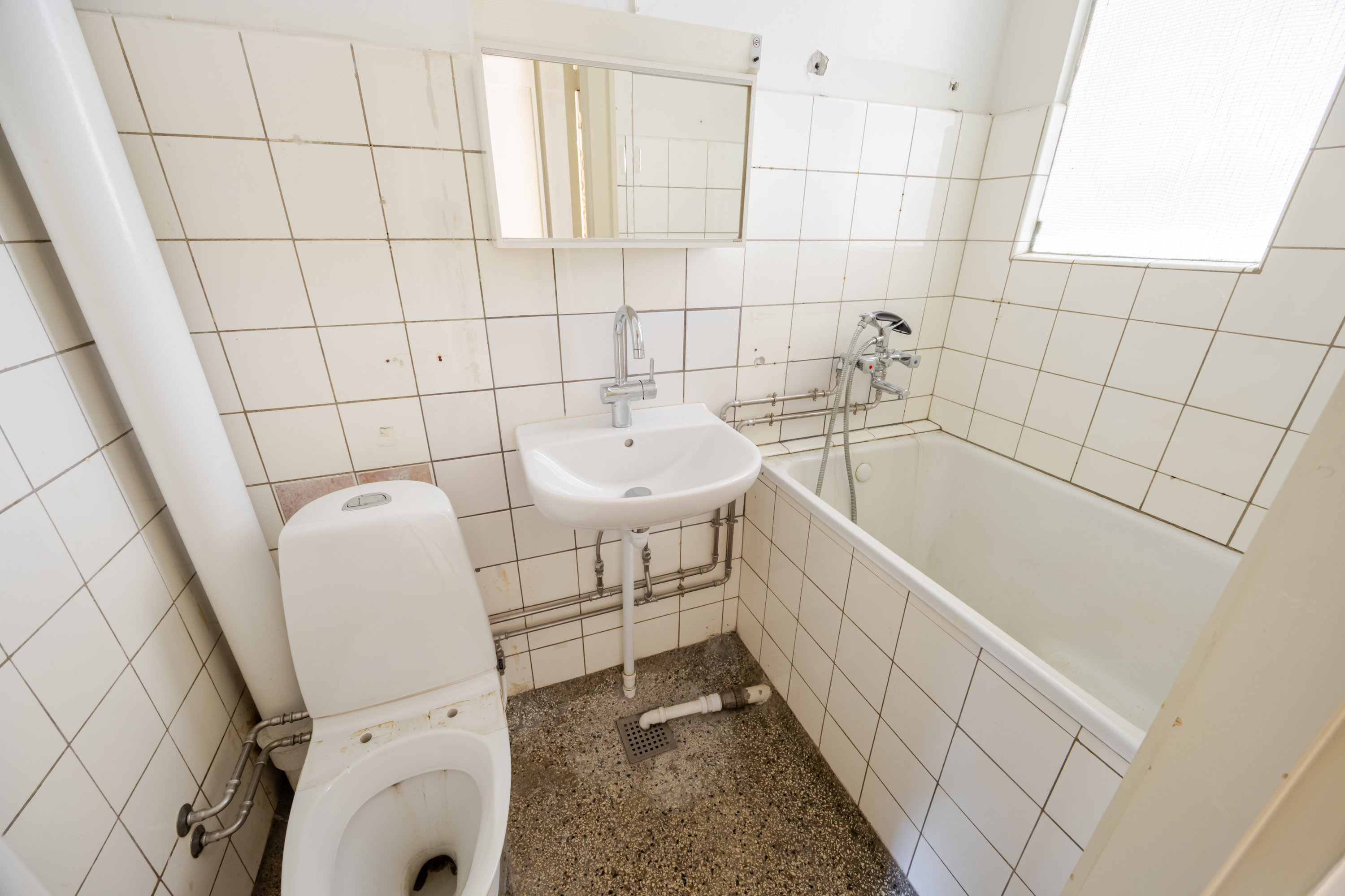 Fremhævet toilet billede i fuldskærmstilstand. Billede af Johan Kellers Vej 57, 1. th., 2450 København SV