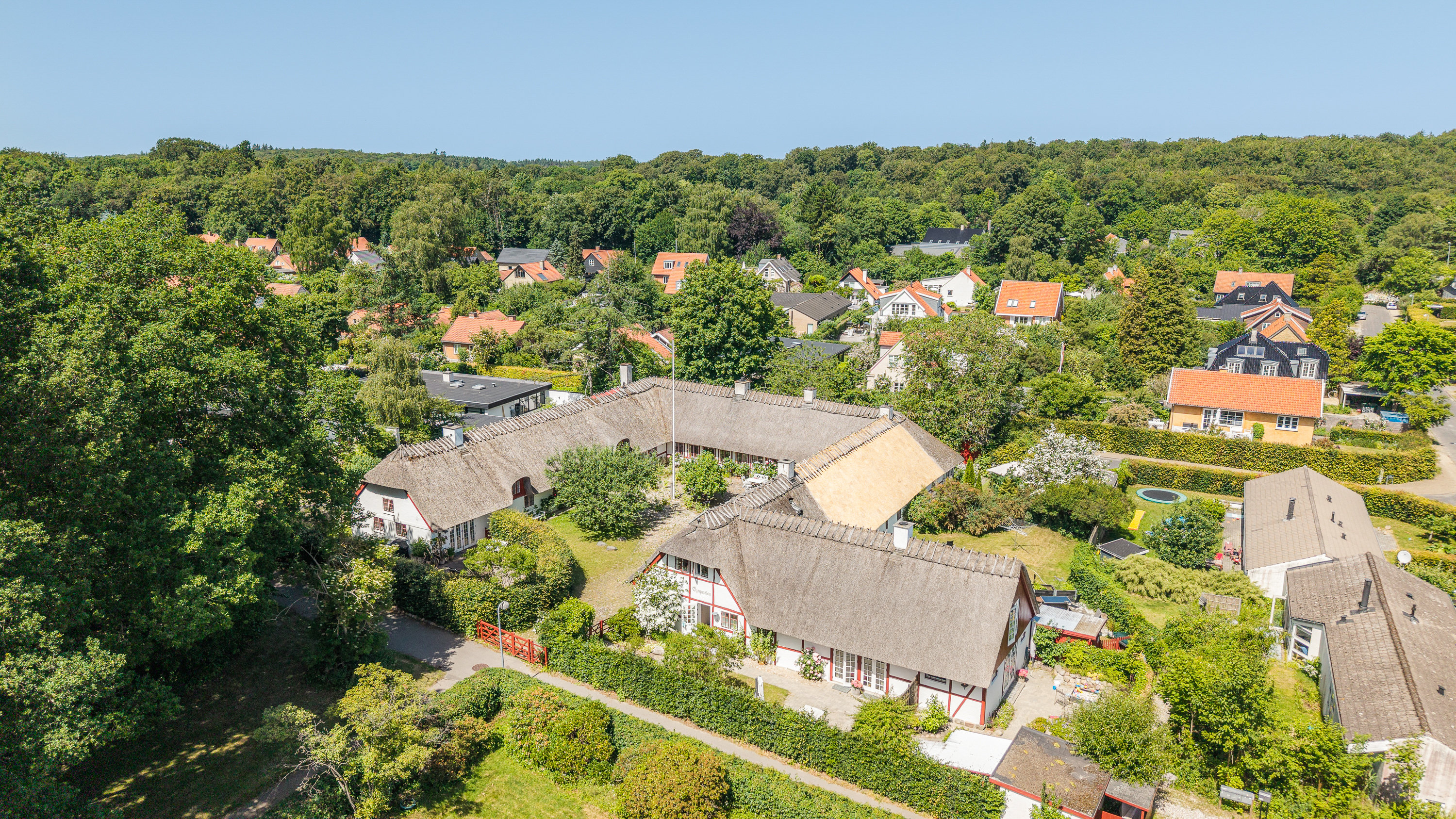 Fremhævet luftfoto billede i fuldskærmstilstand. Billede af Egegårdsvej 32C, 2800 Kongens Lyngby