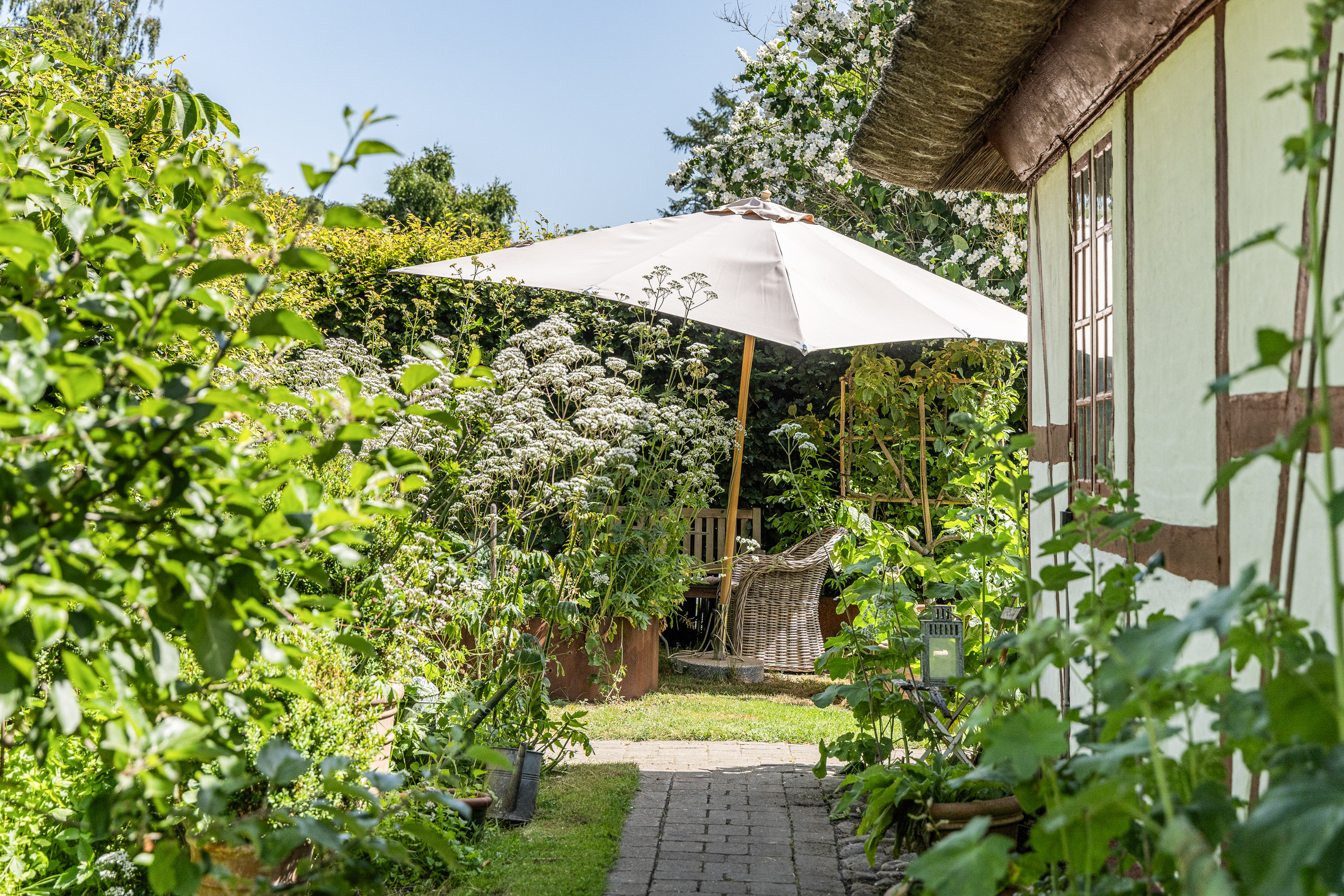 Fremhævet overdækket terrasse billede i fuldskærmstilstand. Billede af Egegårdsvej 32C, 2800 Kongens Lyngby