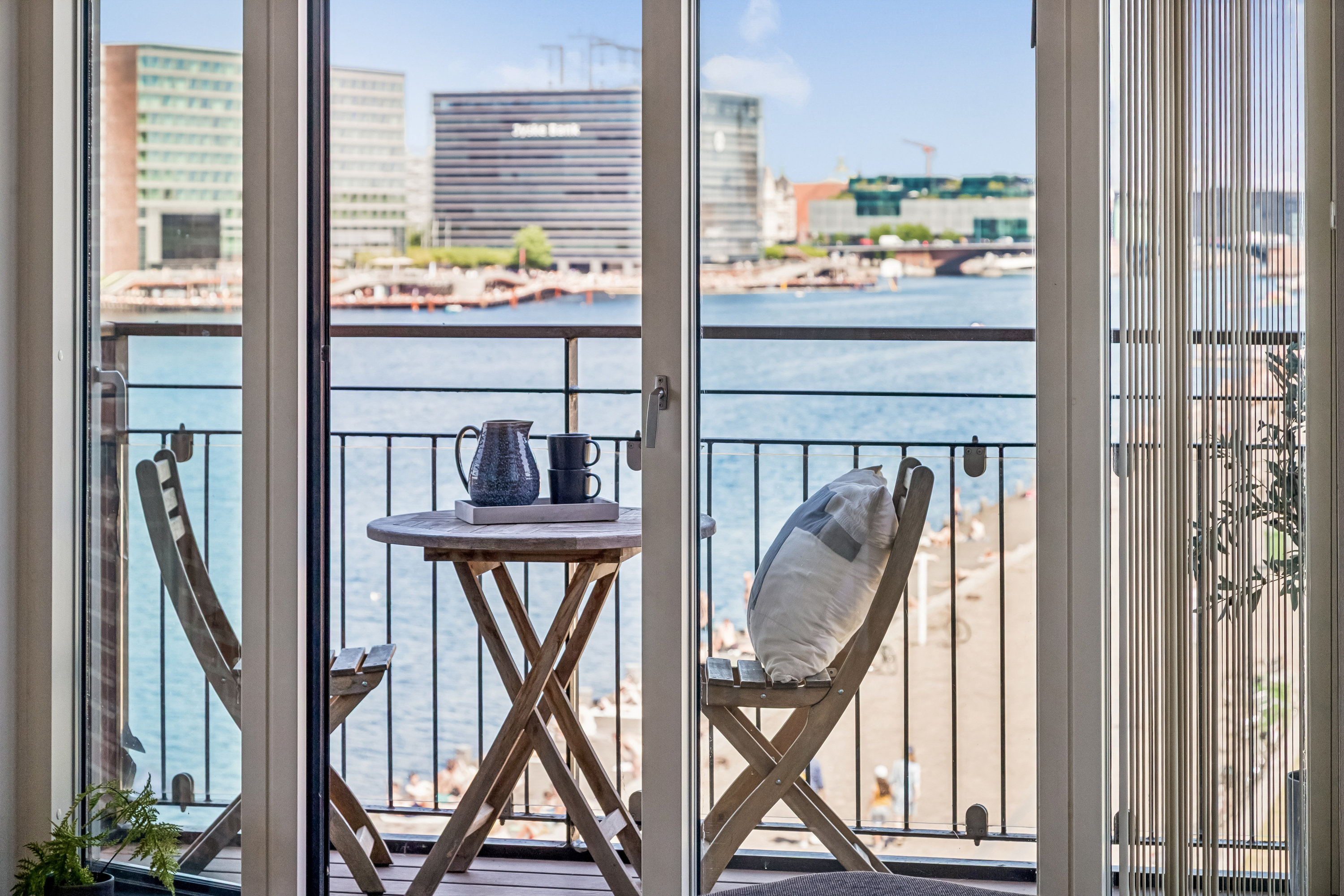 Fremhævet altan billede i fuldskærmstilstand. Billede af Islands Brygge 24B, 3. mf., 2300 København S