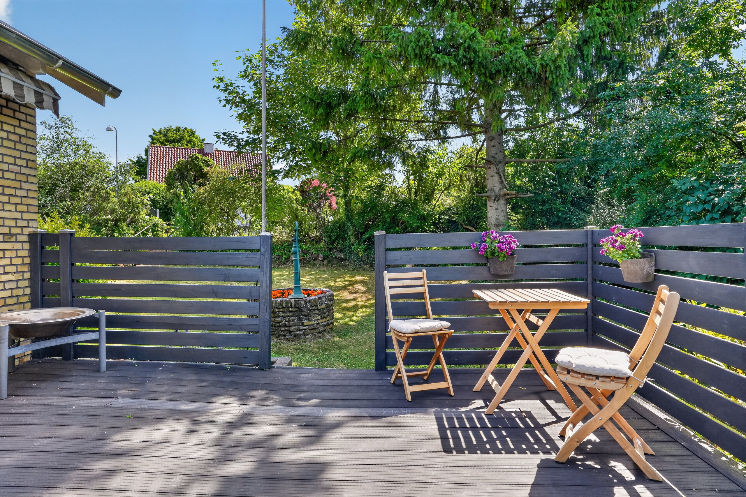 Fremhævet terrasse billede i fuldskærmstilstand. Billede af Bygaden 22, Nørre Herlev, 3400 Hillerød