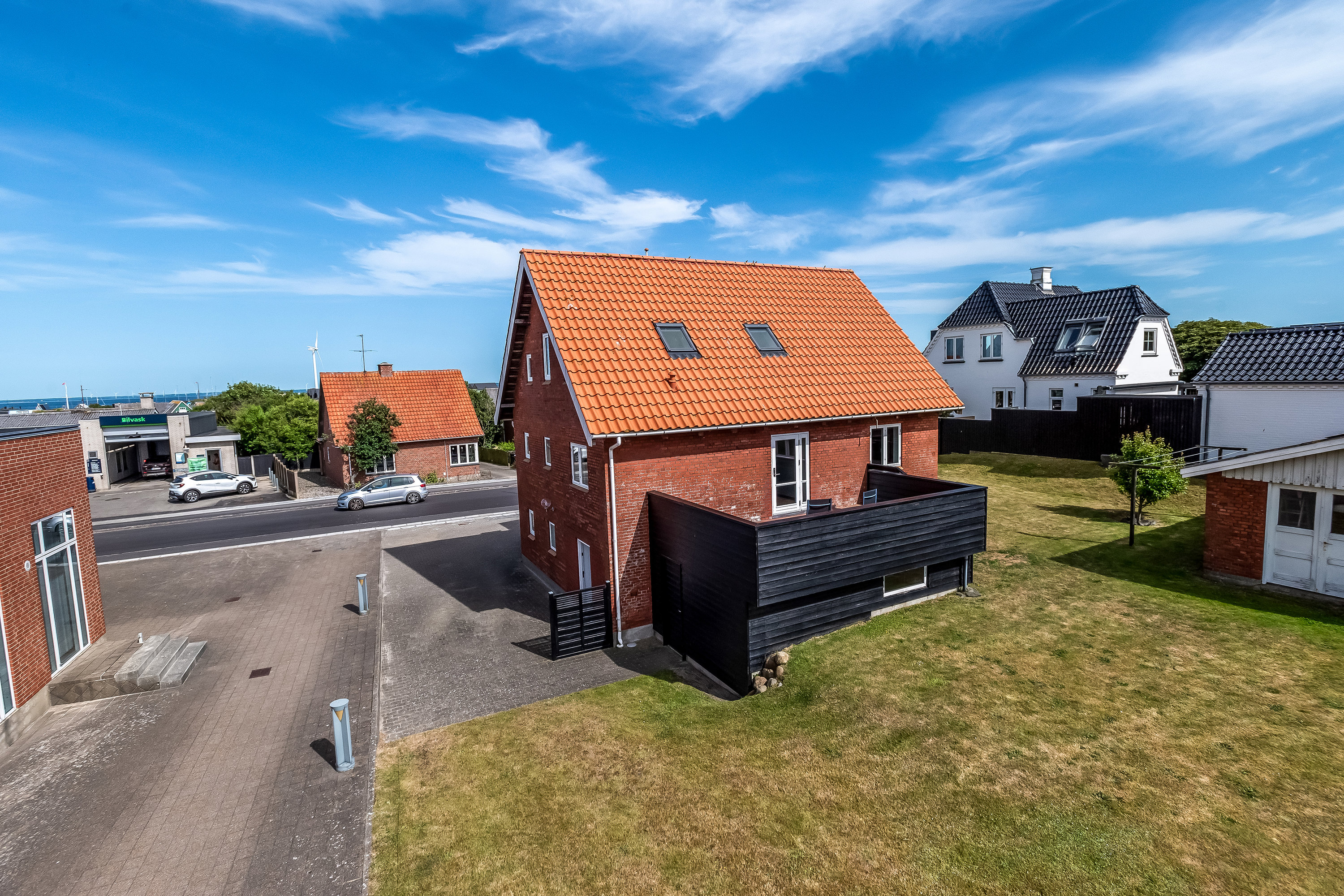 Fremhævet ejendommen billede i fuldskærmstilstand. Billede af Nørregade 15, 6960 Hvide Sande