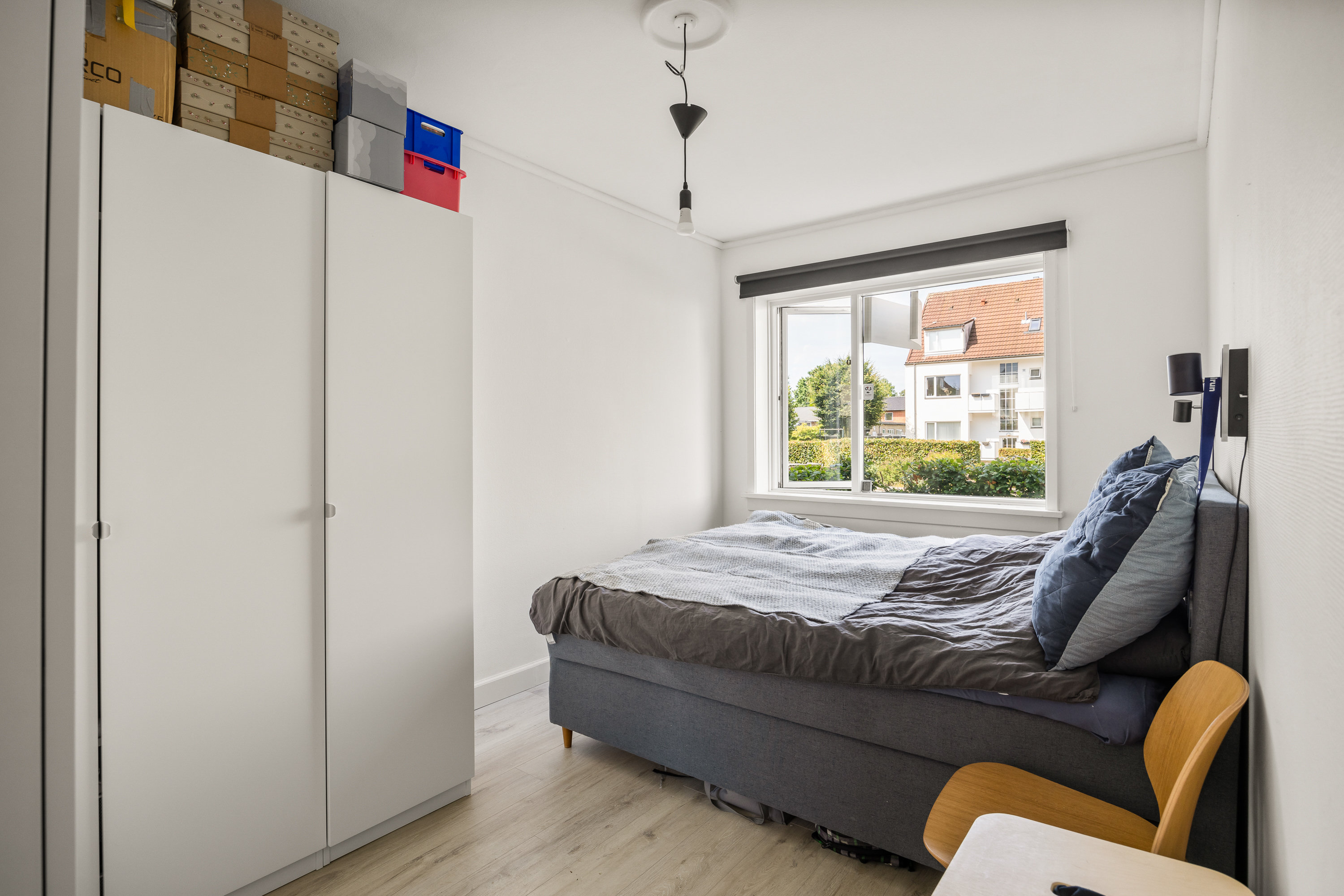 Fremhævet soveværelse billede i fuldskærmstilstand. Billede af Buddingevej 72C, st., 2800 Kongens Lyngby