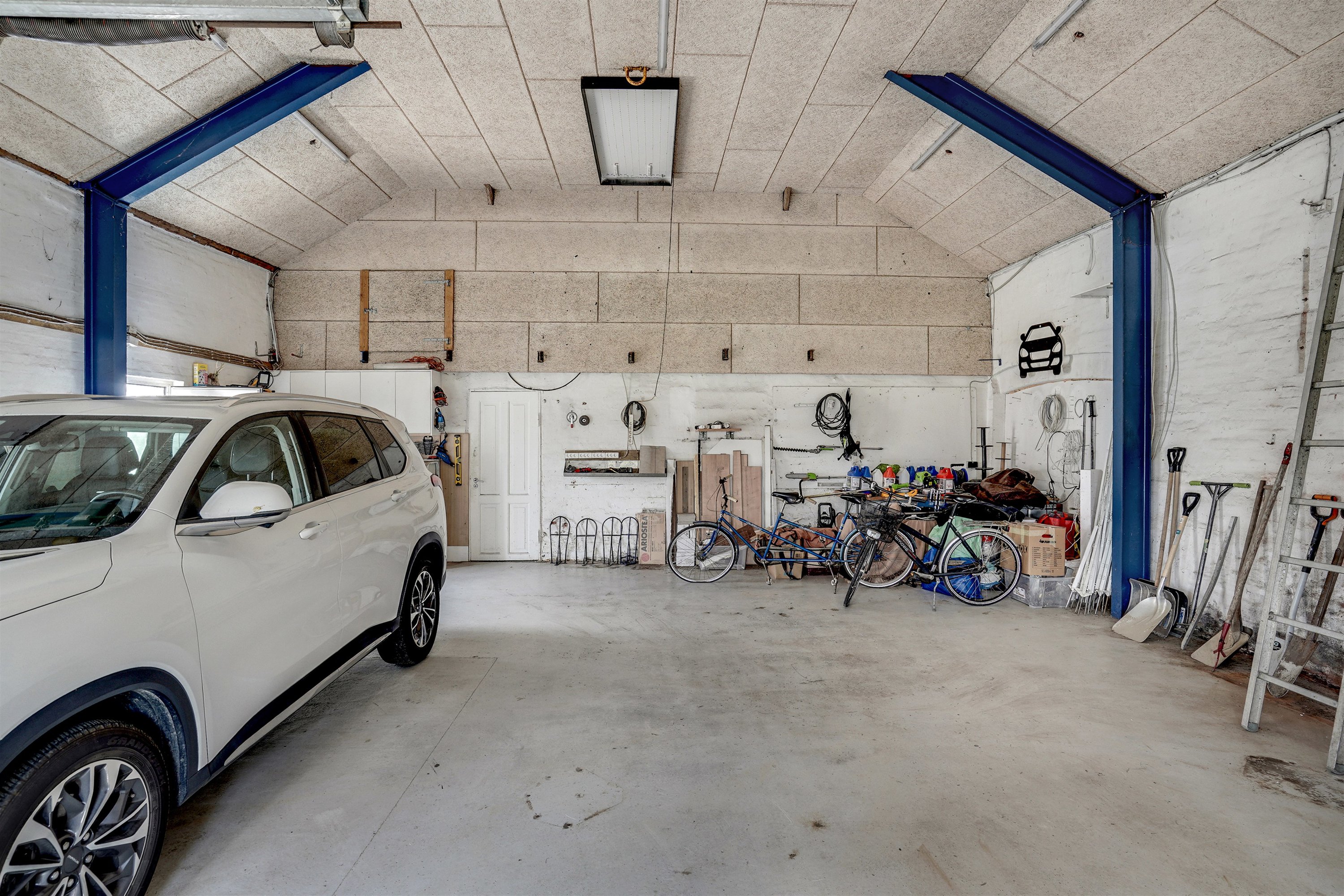 Fremhævet garage billede i fuldskærmstilstand. Billede af Skads Byvej 26, 6705 Esbjerg Ø
