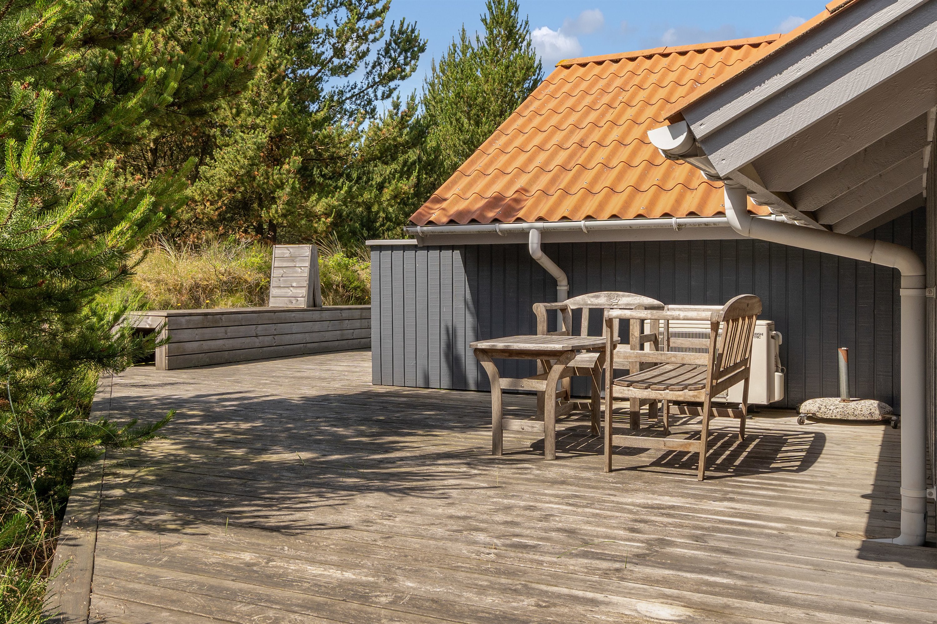 Fremhævet terrasse billede i fuldskærmstilstand. Billede af Sikavej 2, Mosevrå, 6840 Oksbøl