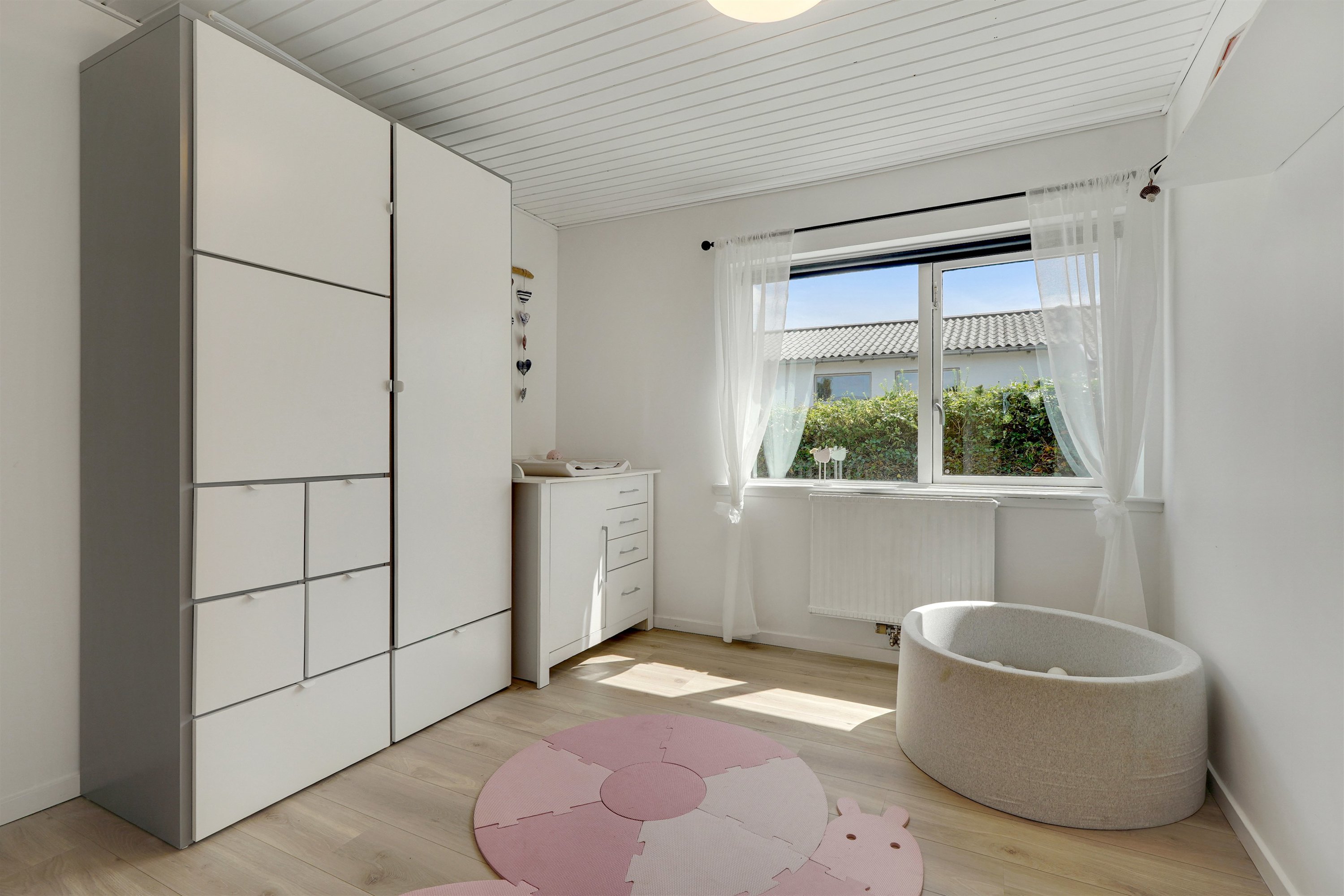 Fremhævet værelse billede i fuldskærmstilstand. Billede af Bomvej 6, 7182 Bredsten