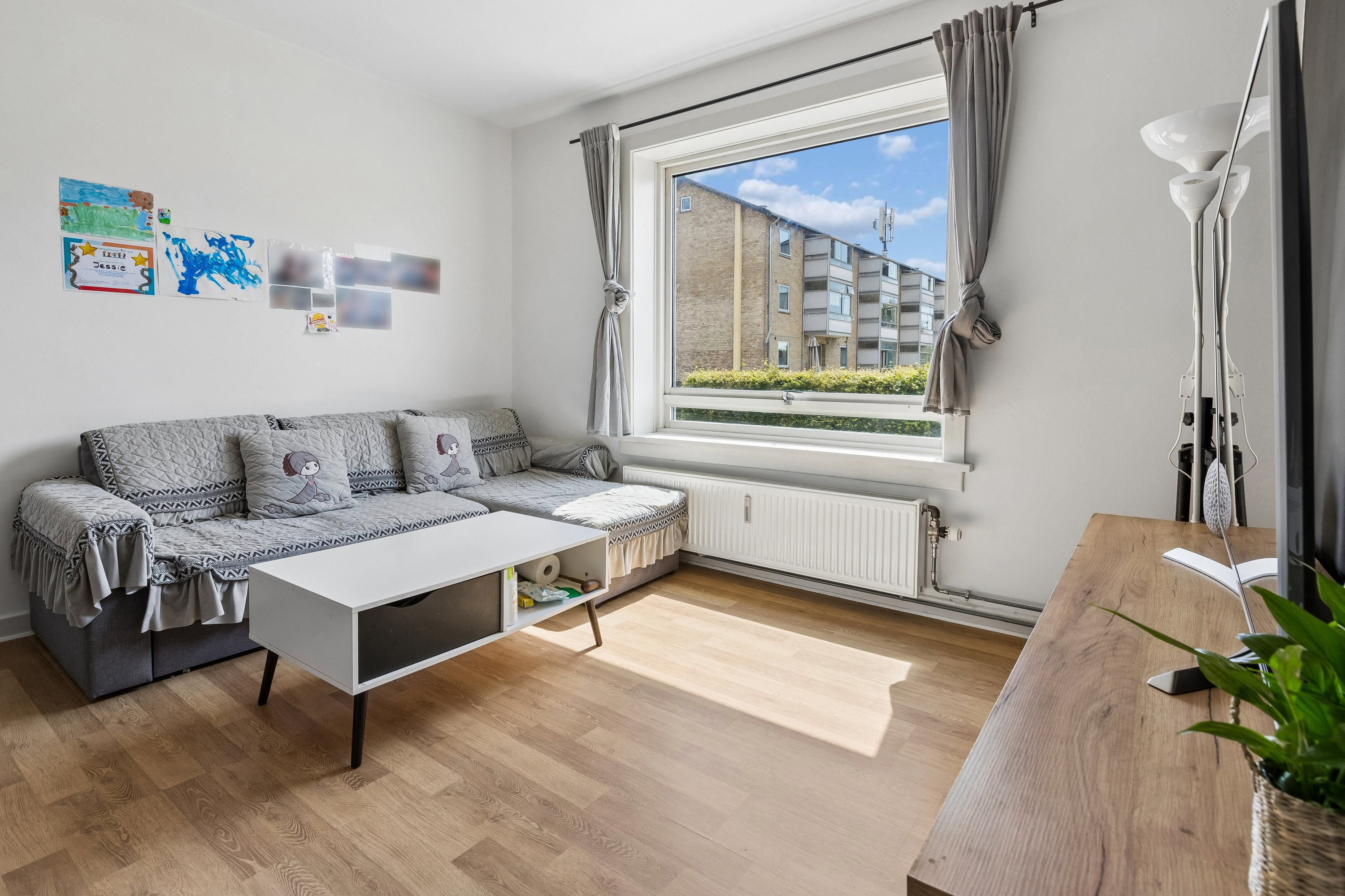 Fremhævet stue billede i fuldskærmstilstand. Billede af Teglkåsvej 3, st.. th., 2770 Kastrup 