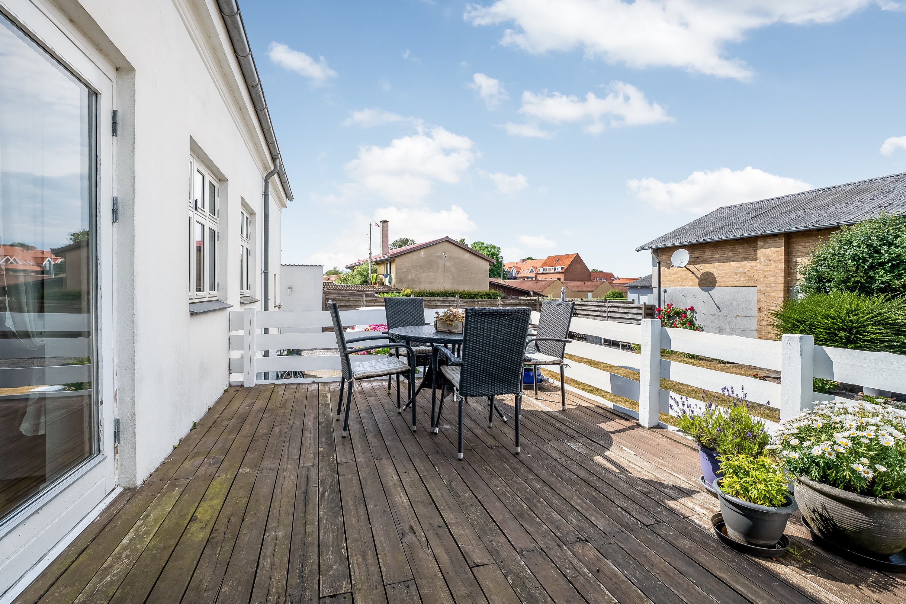 Fremhævet terrasse billede i fuldskærmstilstand. Billede af Østerbrogade 101, 4800 Nykøbing F