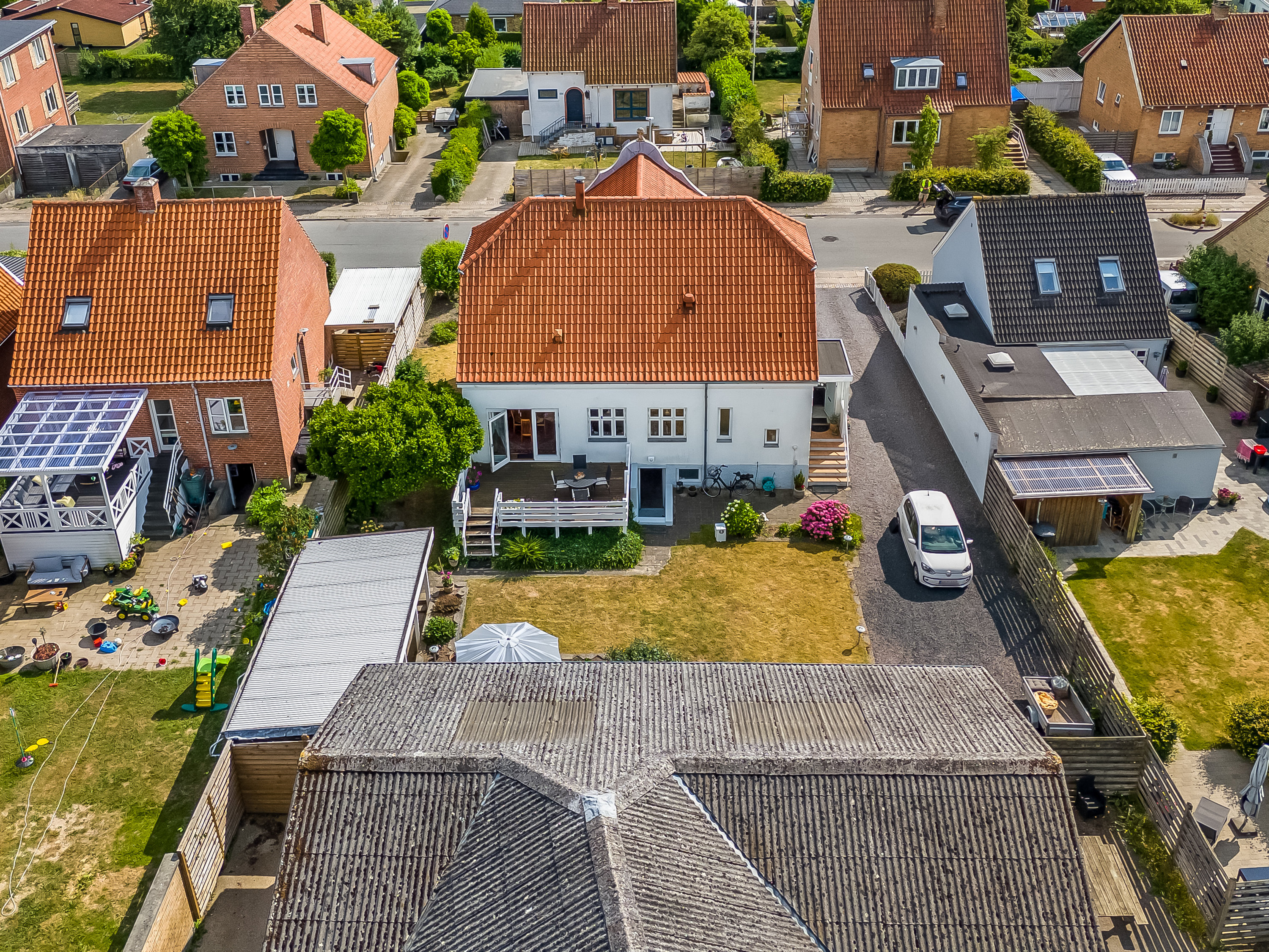 Miniaturebillede 1: luftfoto. Billede af Østerbrogade 101, 4800 Nykøbing F