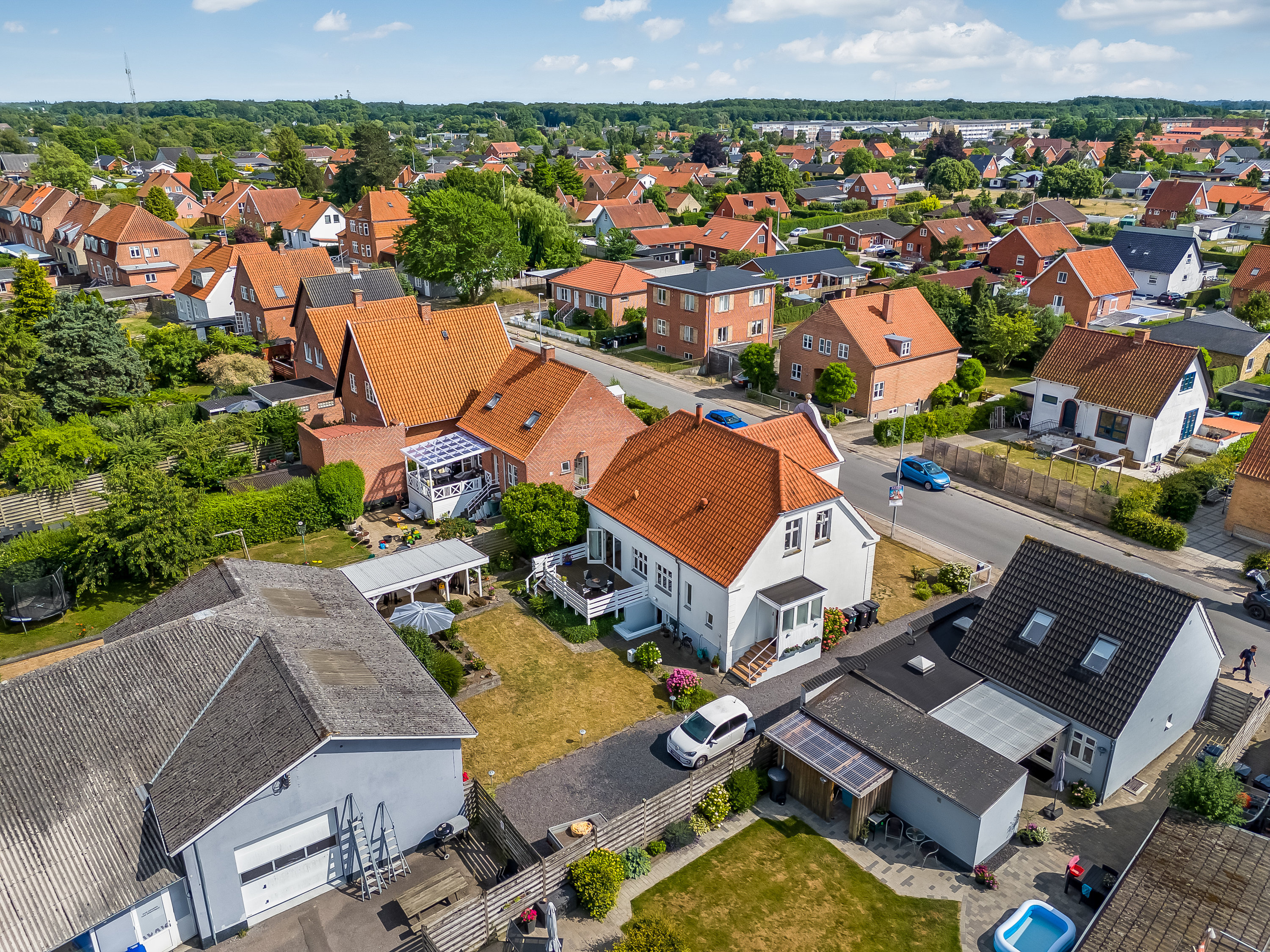 Fremhævet luftfoto billede i fuldskærmstilstand. Billede af Østerbrogade 101, 4800 Nykøbing F