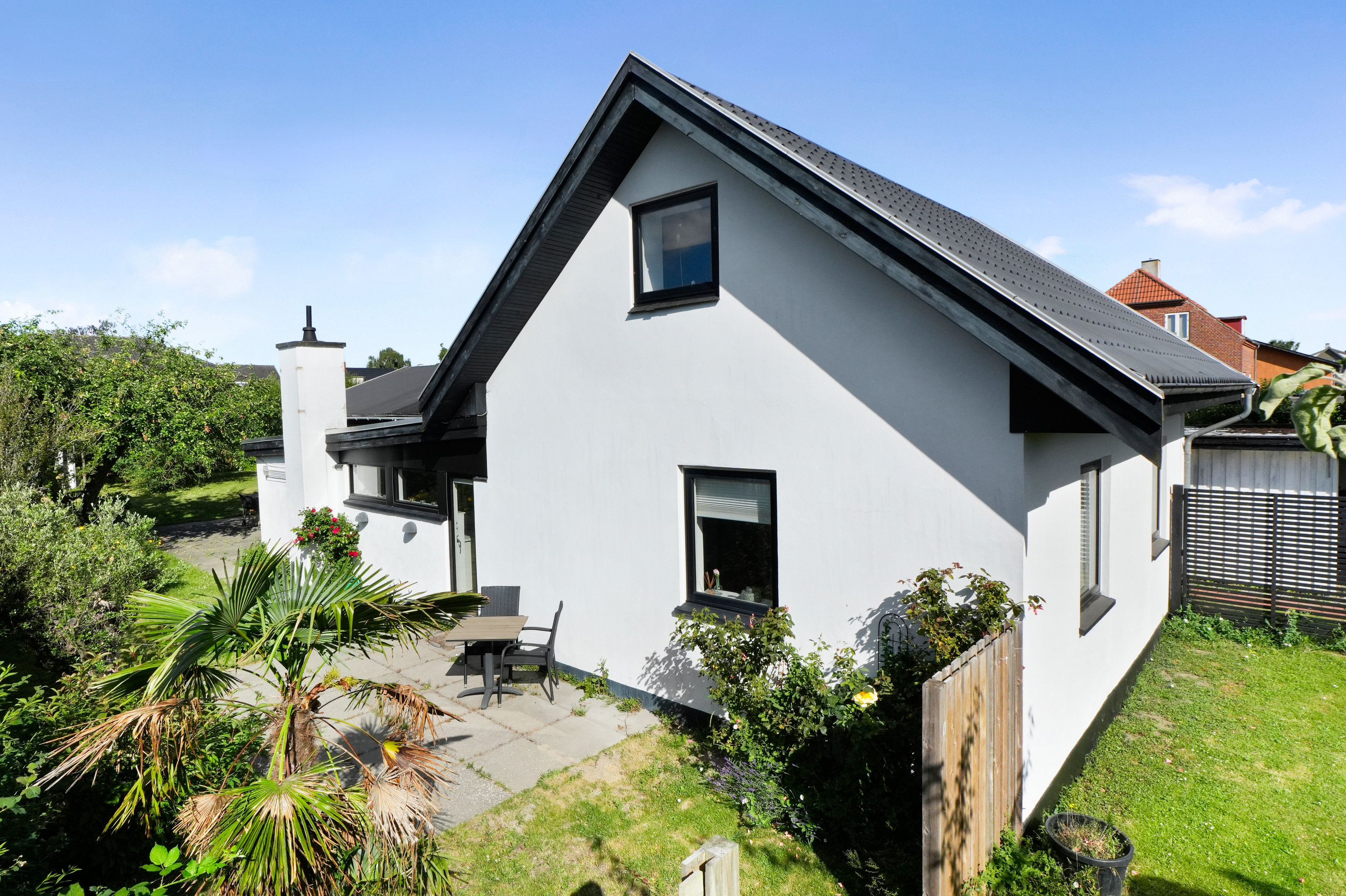 Miniaturebillede 1: terrasse. Billede af Grænsevej 24, 2650 Hvidovre