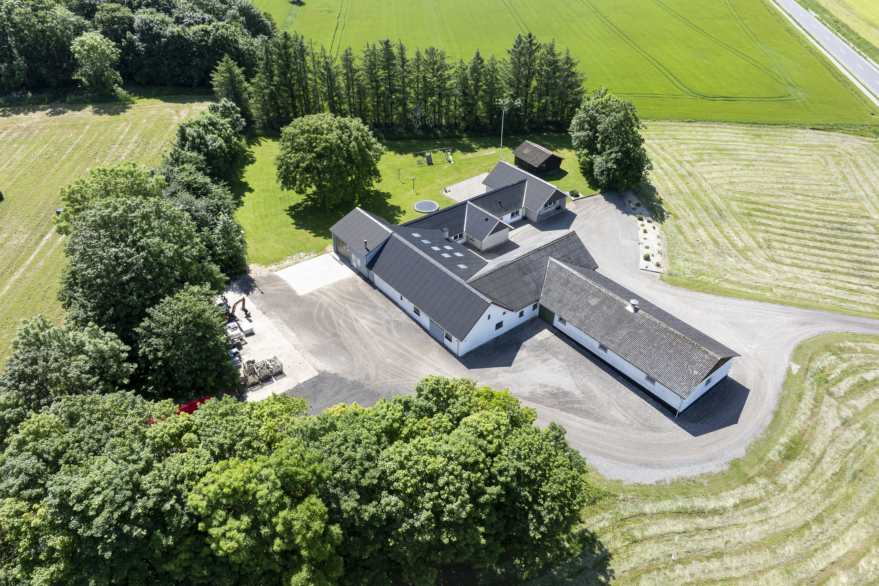 Landejendom på Hjulskovvej 120, 9740 Jerslev J