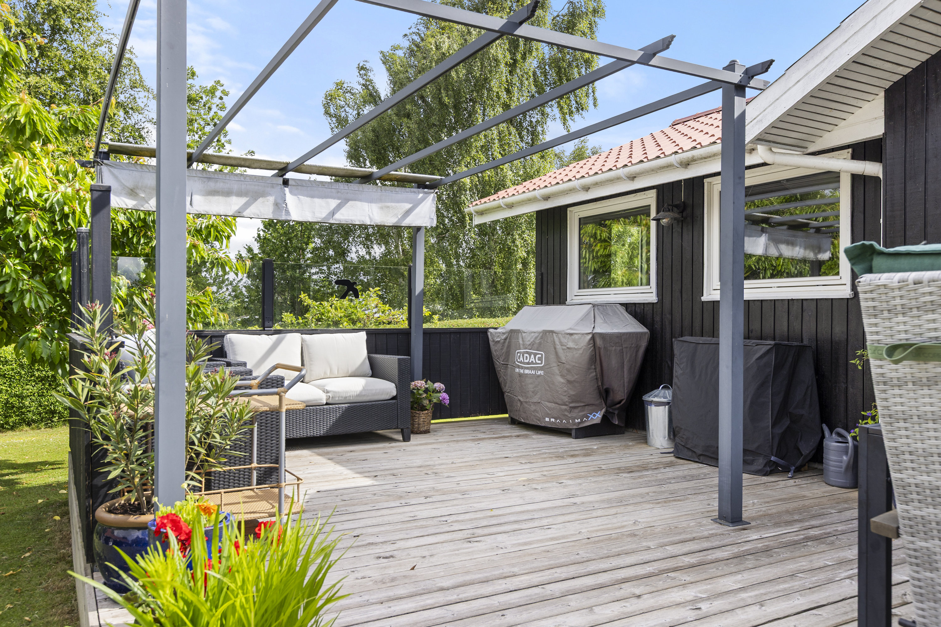 Fremhævet terrasse billede i fuldskærmstilstand. Billede af Hyllingeriis 229, Østby, 4050 Skibby