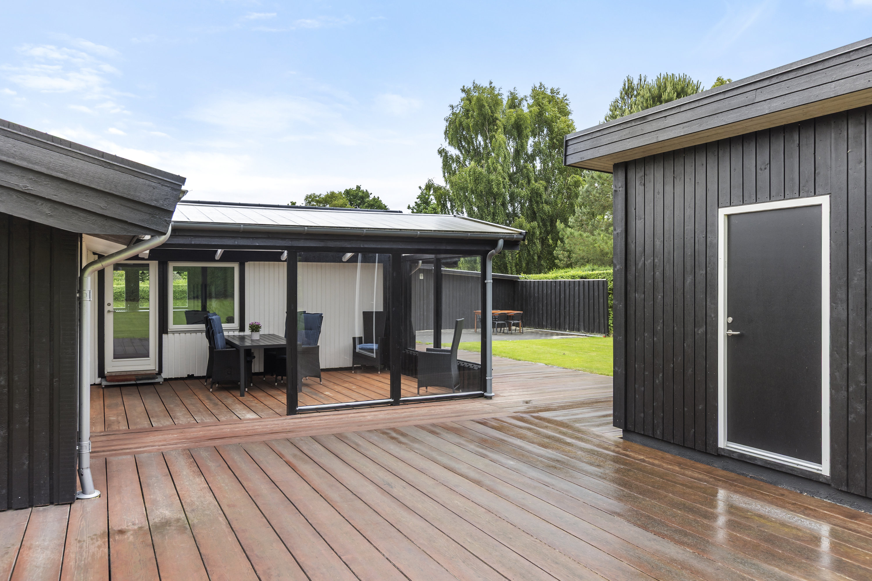 Fremhævet terrasse billede i fuldskærmstilstand. Billede af Skovengen 44, Kulhuse, 3630 Jægerspris