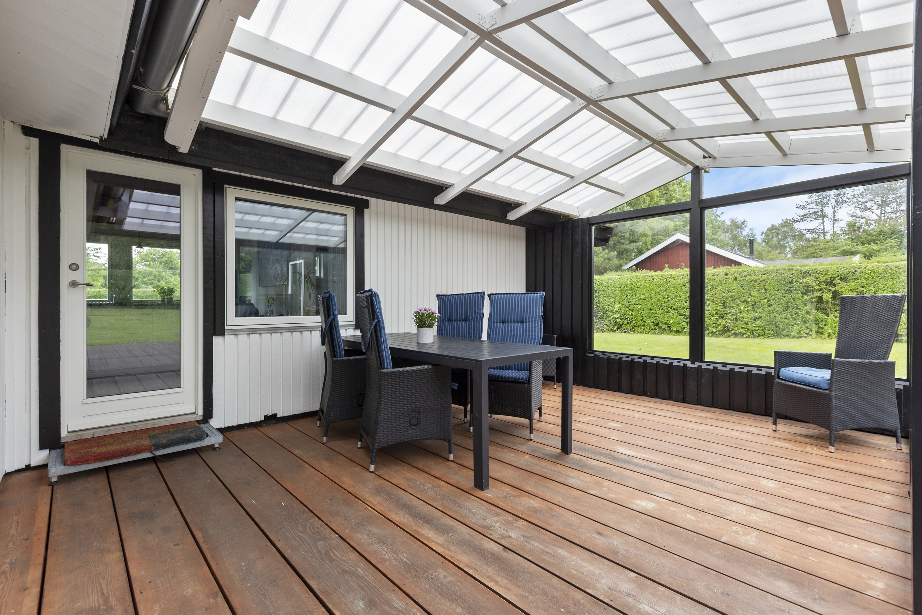 Fremhævet terrasse billede i fuldskærmstilstand. Billede af Skovengen 44, Kulhuse, 3630 Jægerspris