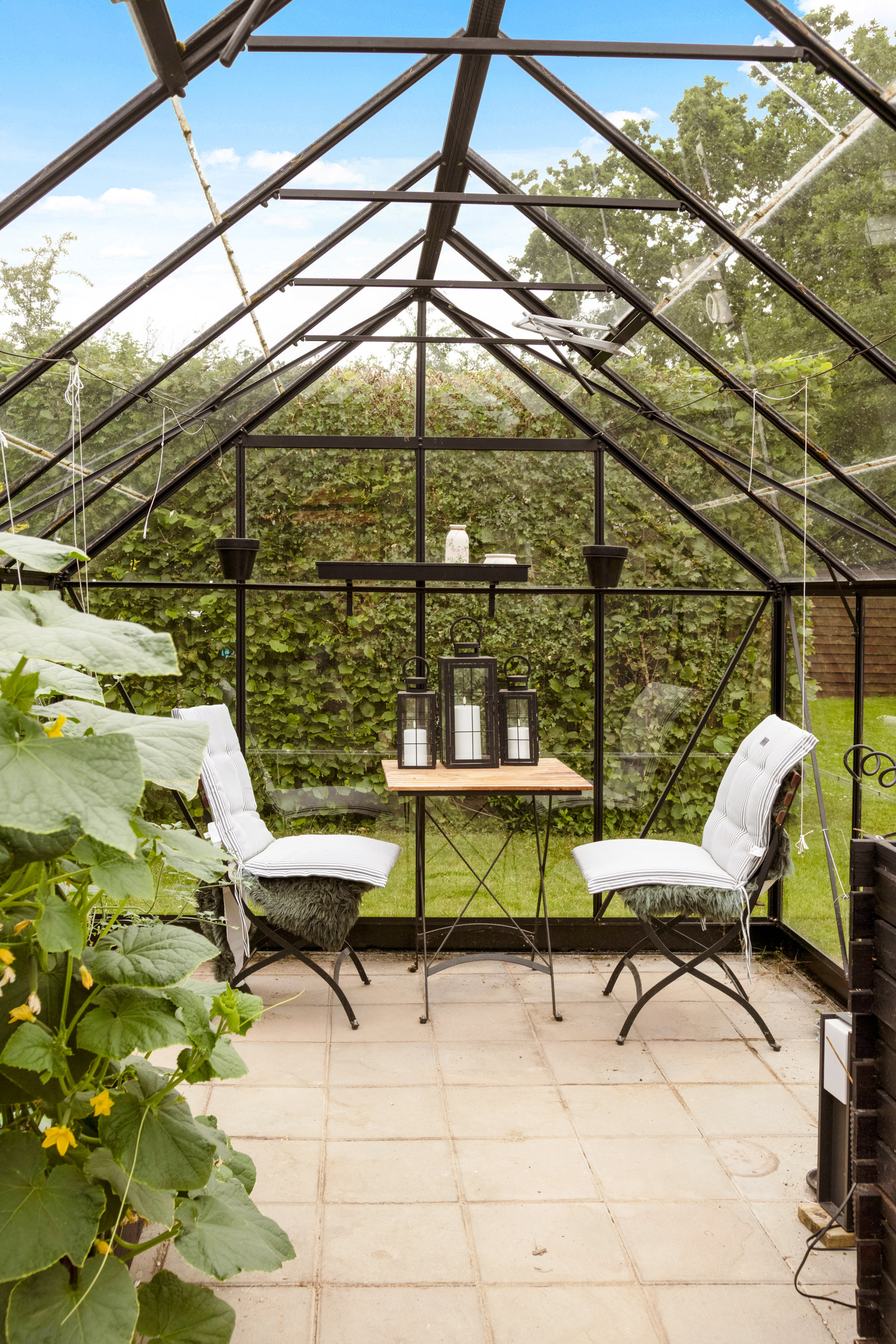 Fremhævet overdækket terrasse billede i fuldskærmstilstand. Billede af Højdevej 25, 2750 Ballerup