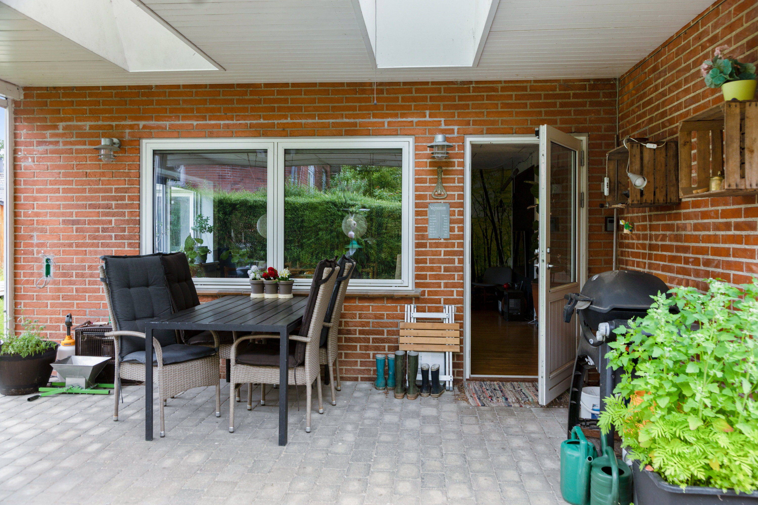 Fremhævet overdækket terrasse billede i fuldskærmstilstand. Billede af Hyldetoften 4, 2750 Ballerup