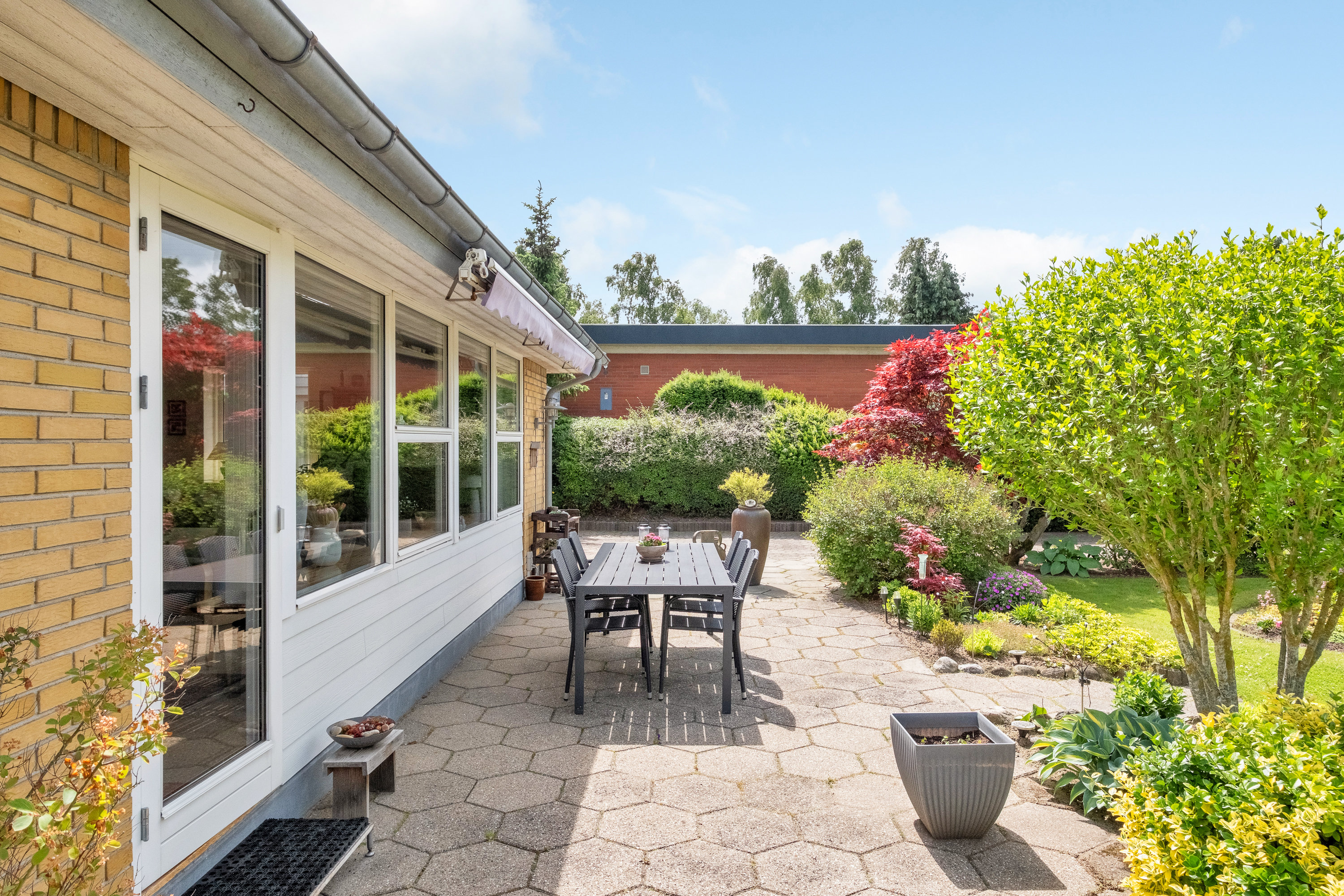 Fremhævet terrasse billede i fuldskærmstilstand. Billede af Hovmarken 53, 8520 Lystrup
