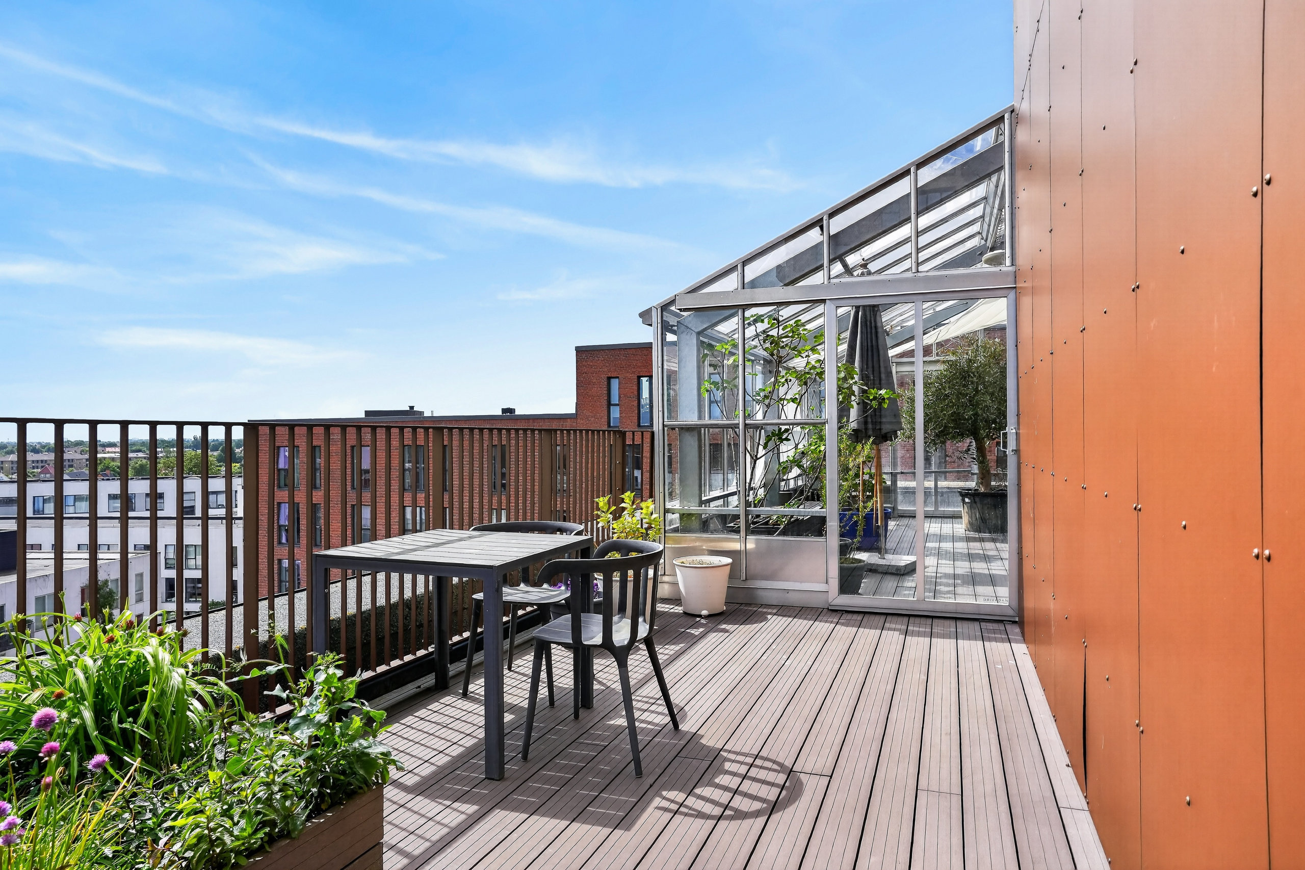 Fremhævet terrasse billede i fuldskærmstilstand. Billede af Paradisæblevej 82, 9. 1., 2500 Valby