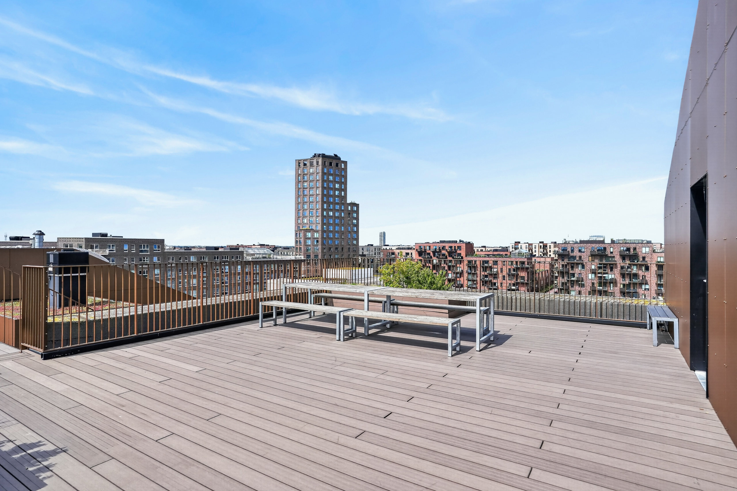 Fremhævet terrasse billede i fuldskærmstilstand. Billede af Paradisæblevej 82, 9. 1., 2500 Valby
