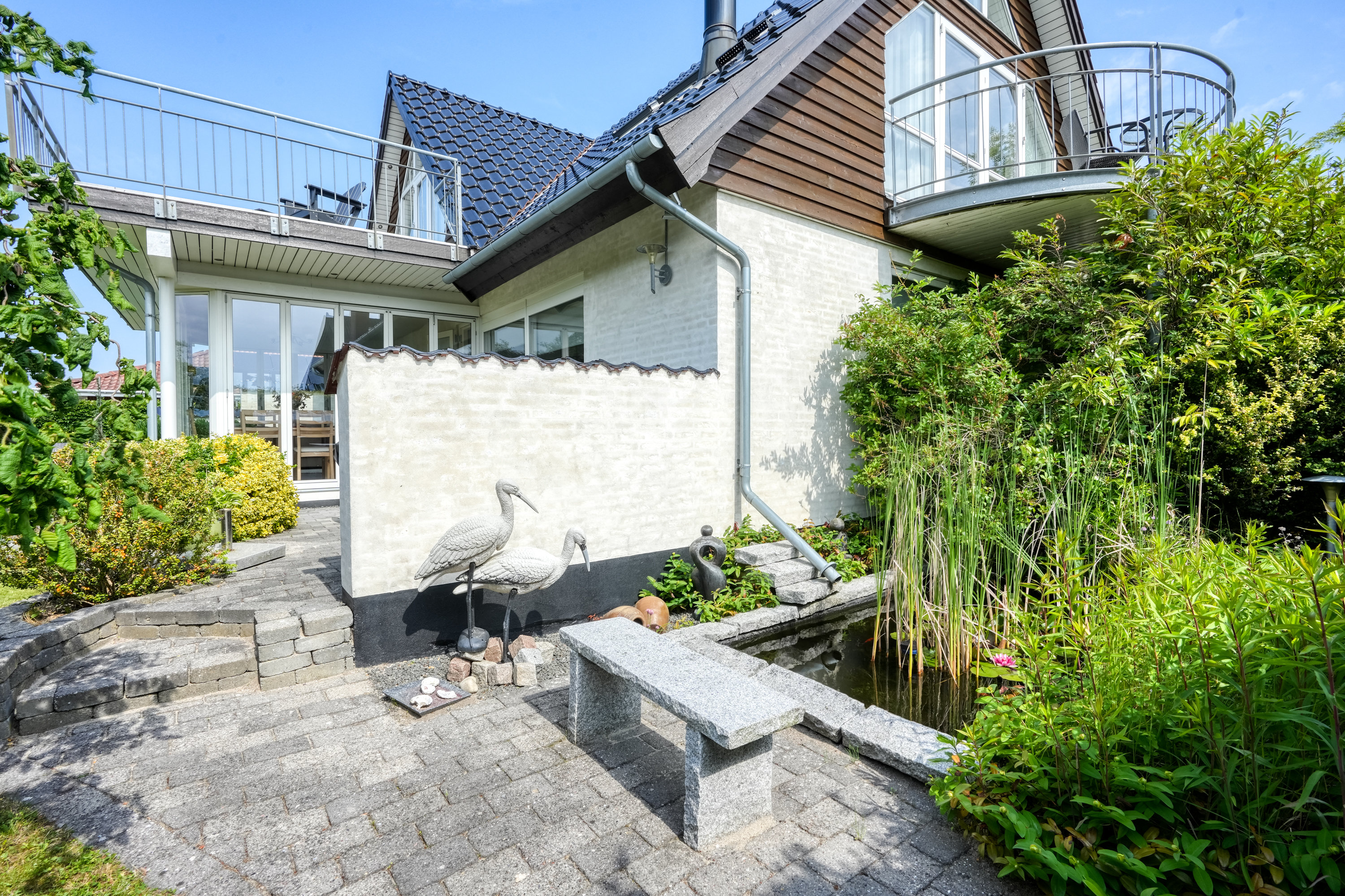 Fremhævet terrasse billede i fuldskærmstilstand. Billede af Søvangen 36, 2635 Ishøj
