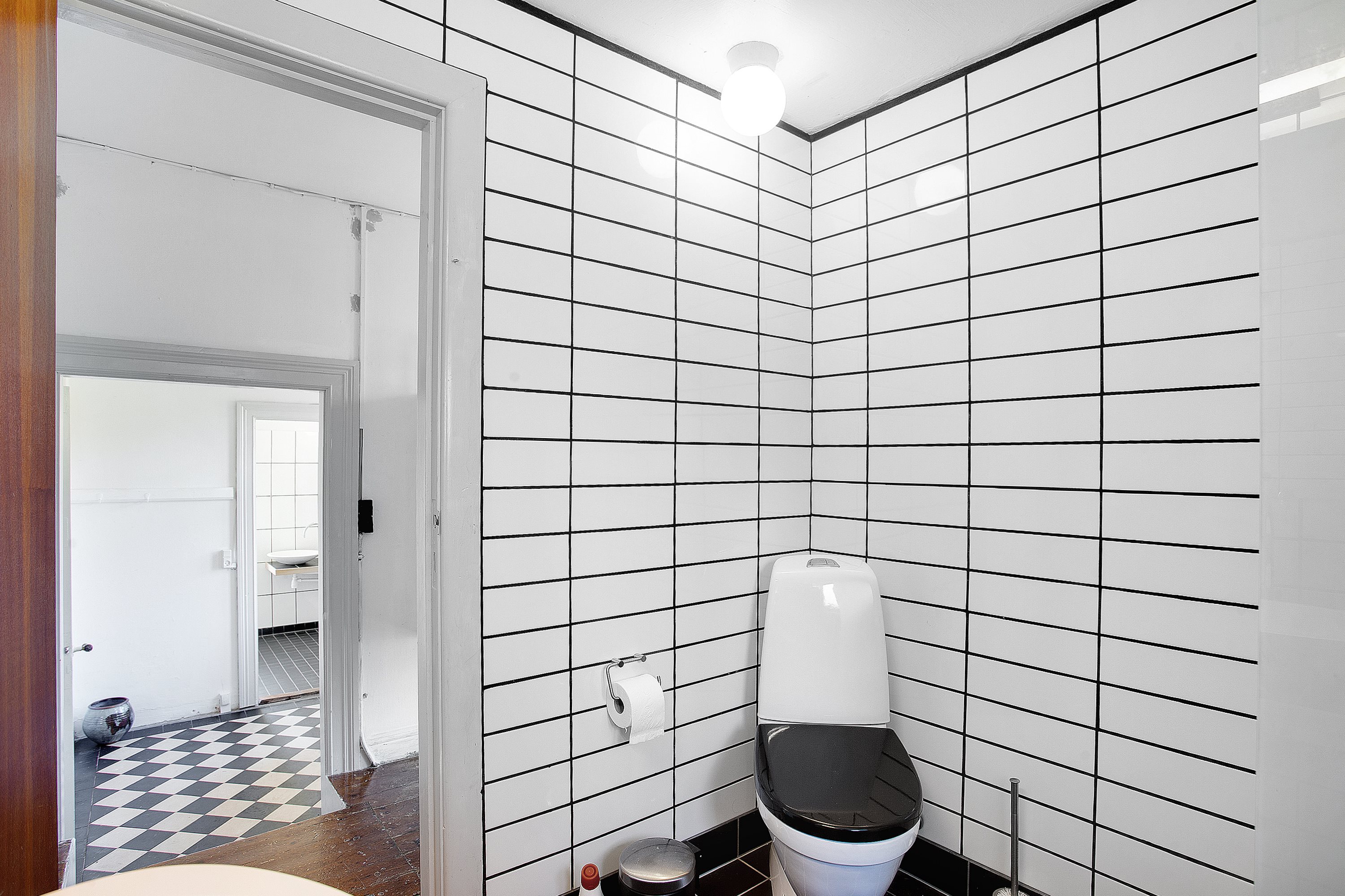 Fremhævet badeværelse billede i fuldskærmstilstand. Billede af Hals Skolevej 1B, 2., Byrum, 9940 Læsø