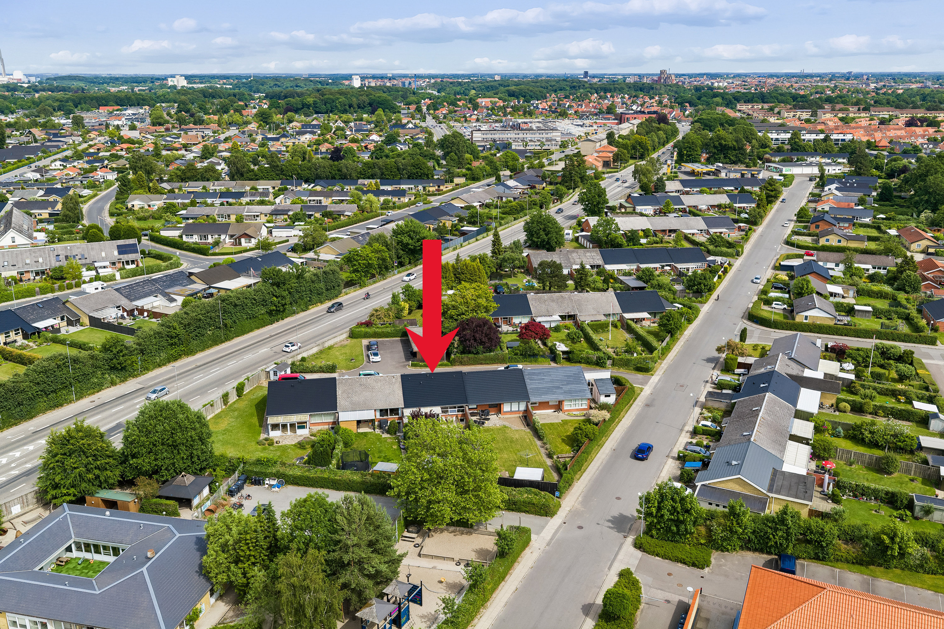 Fremhævet luftfoto billede i fuldskærmstilstand. Billede af Tingvallavej 55, Tarup, 5210 Odense NV