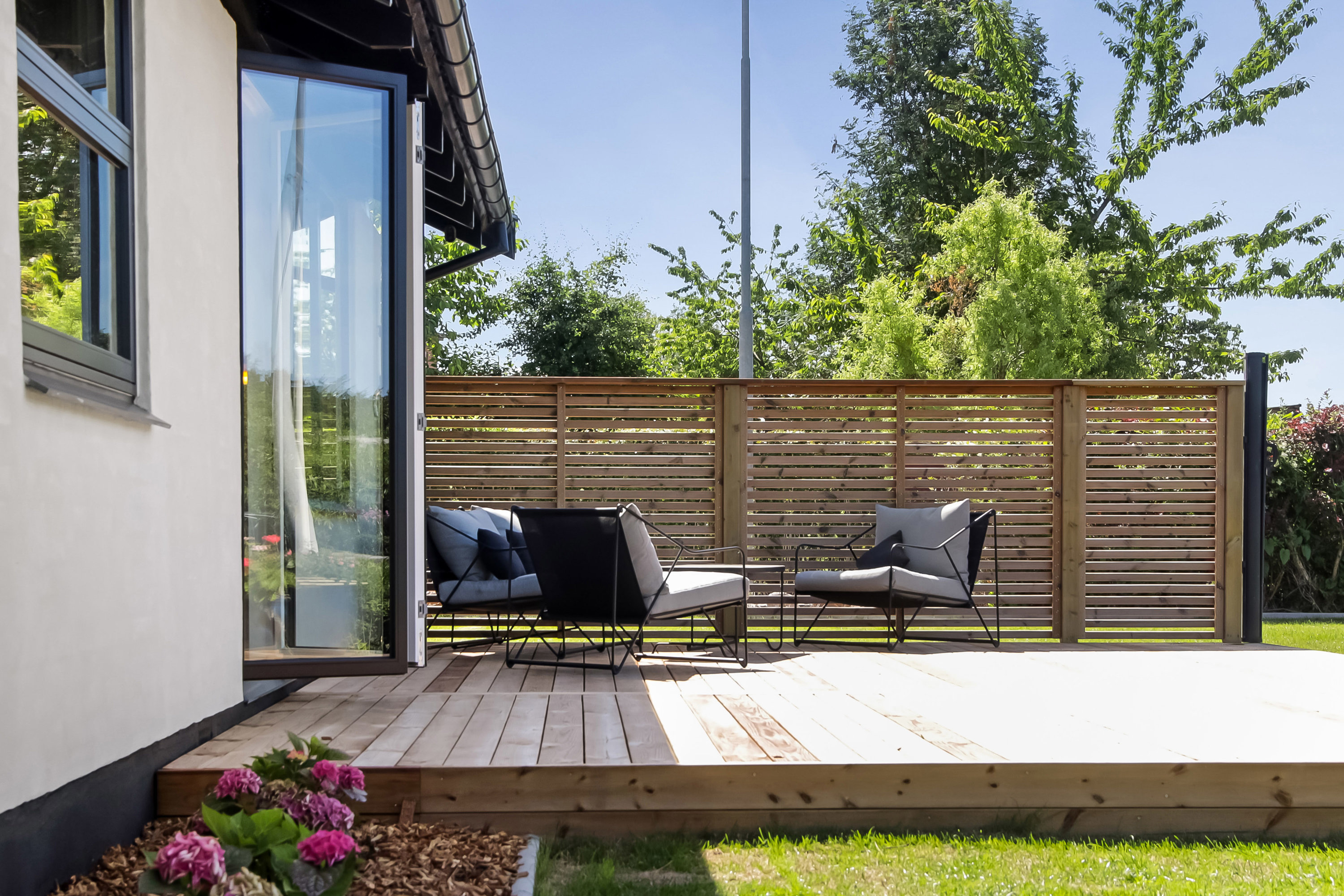 Miniaturebillede 2: terrasse. Billede af Frilandsvej 6, 5700 Svendborg