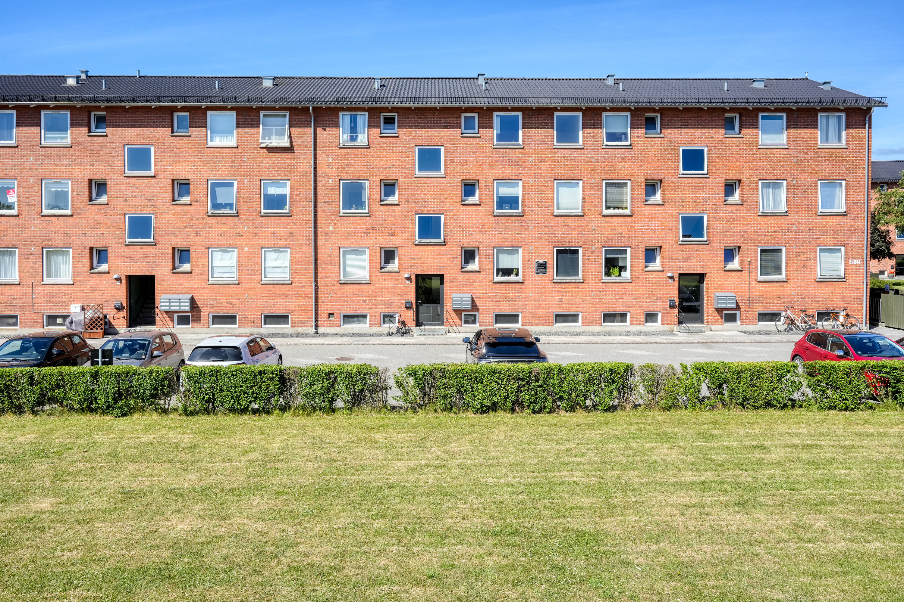 Fremhævet  billede i fuldskærmstilstand. Billede af Taastrup Have 47, 2. th., 2630 Taastrup
