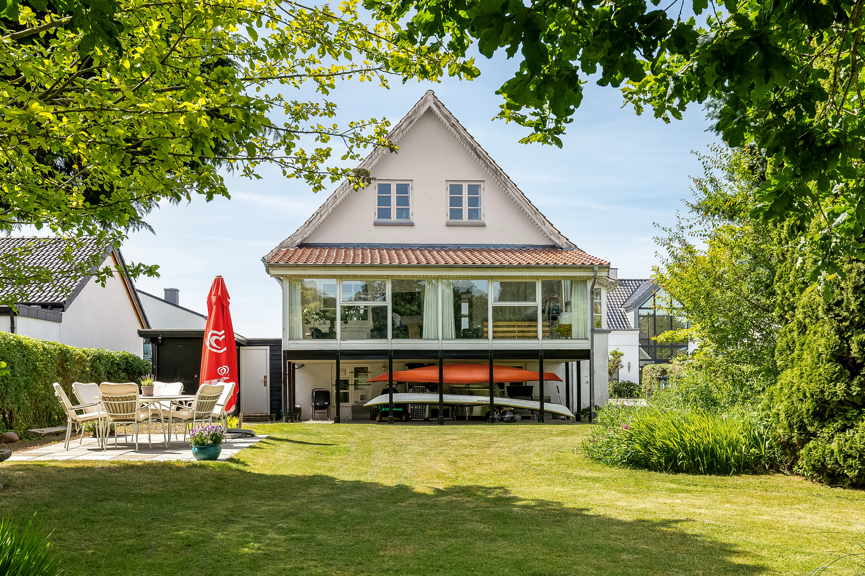 Villa: Ejendommen på Fjordvej 11, Strandhuse, 6000 Kolding