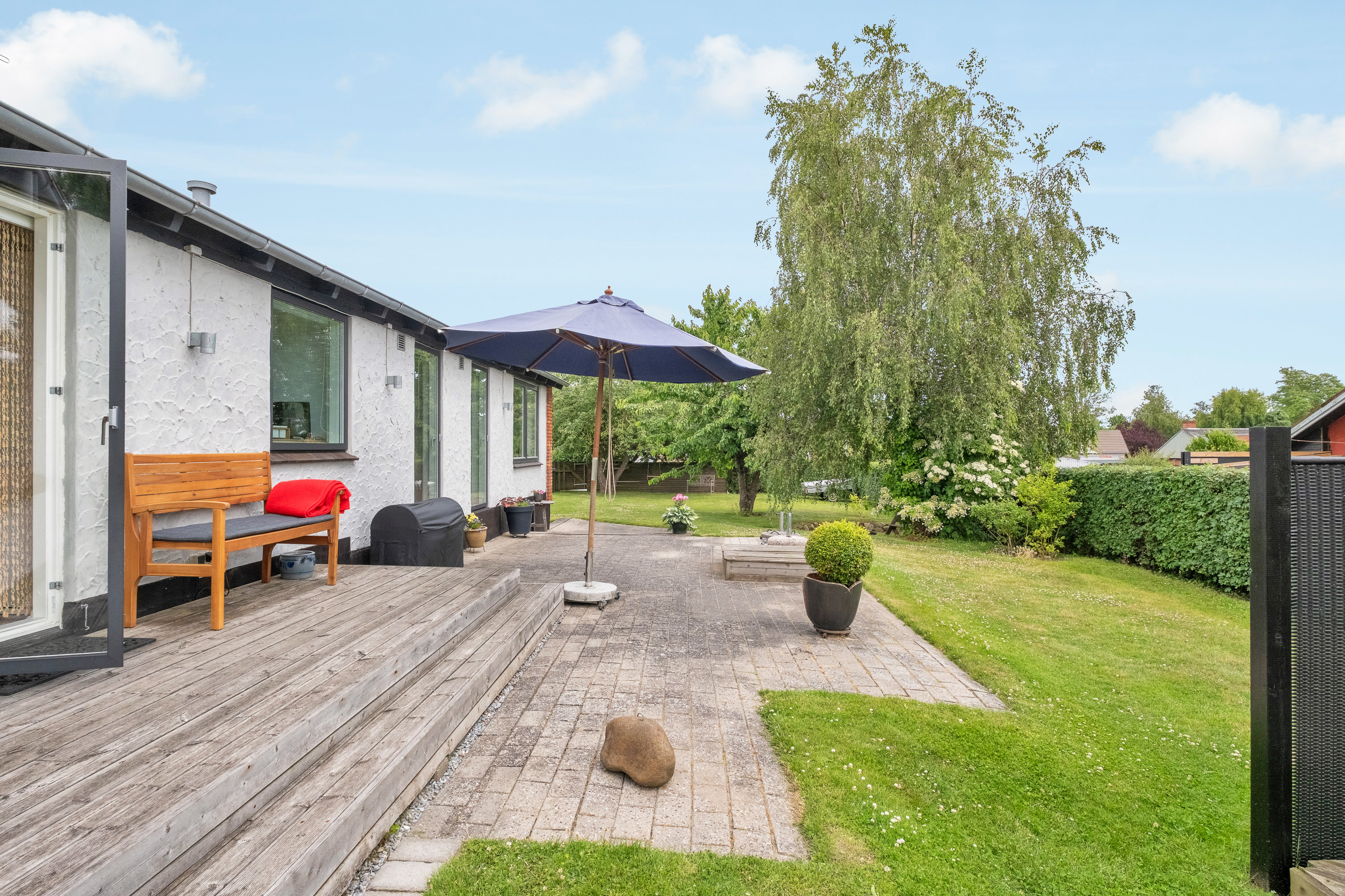 Fremhævet terrasse billede i fuldskærmstilstand. Billede af Lystrupvej 214, 8520 Lystrup